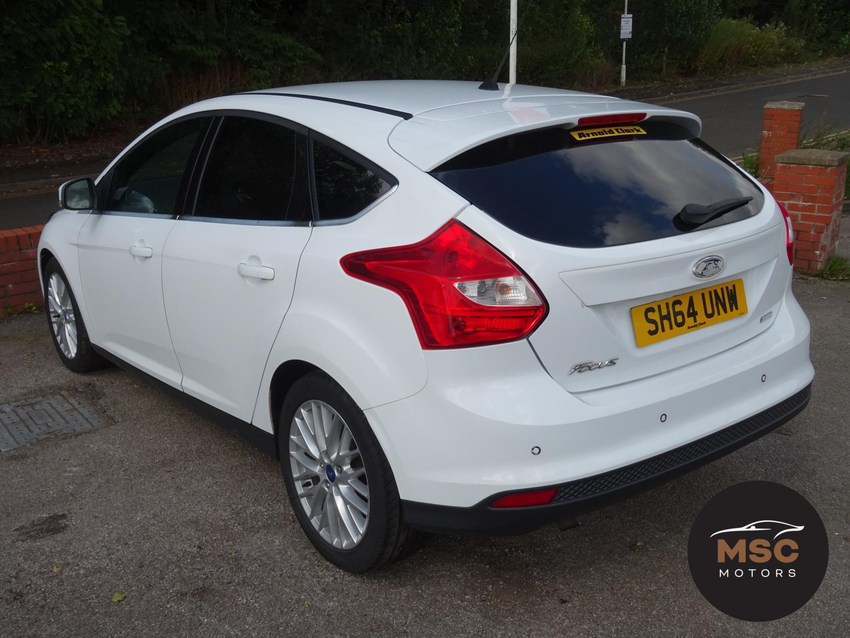 Ford Focus 1.0T EcoBoost Zetec Hatchback 5dr Petrol Manual Euro 5 (s/s) (125 ps)