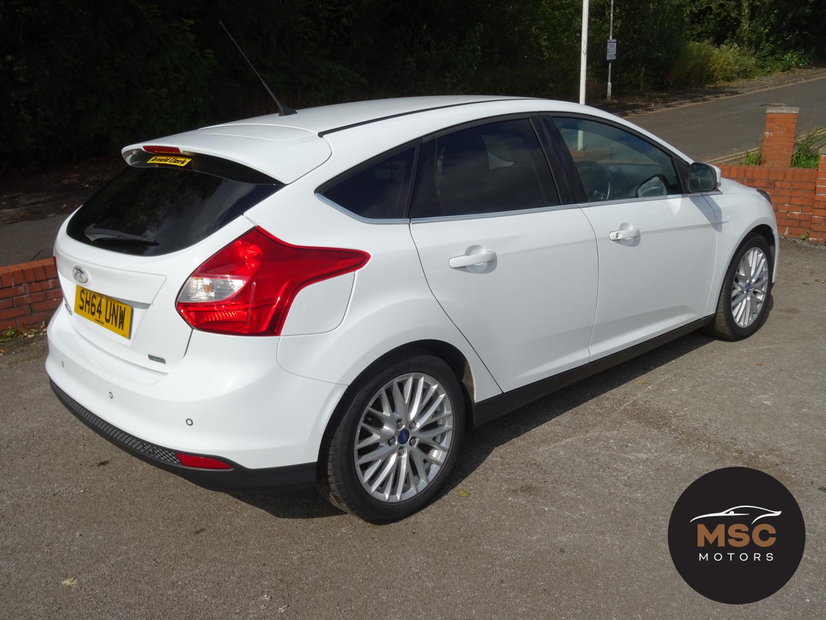 Ford Focus 1.0T EcoBoost Zetec Hatchback 5dr Petrol Manual Euro 5 (s/s) (125 ps)