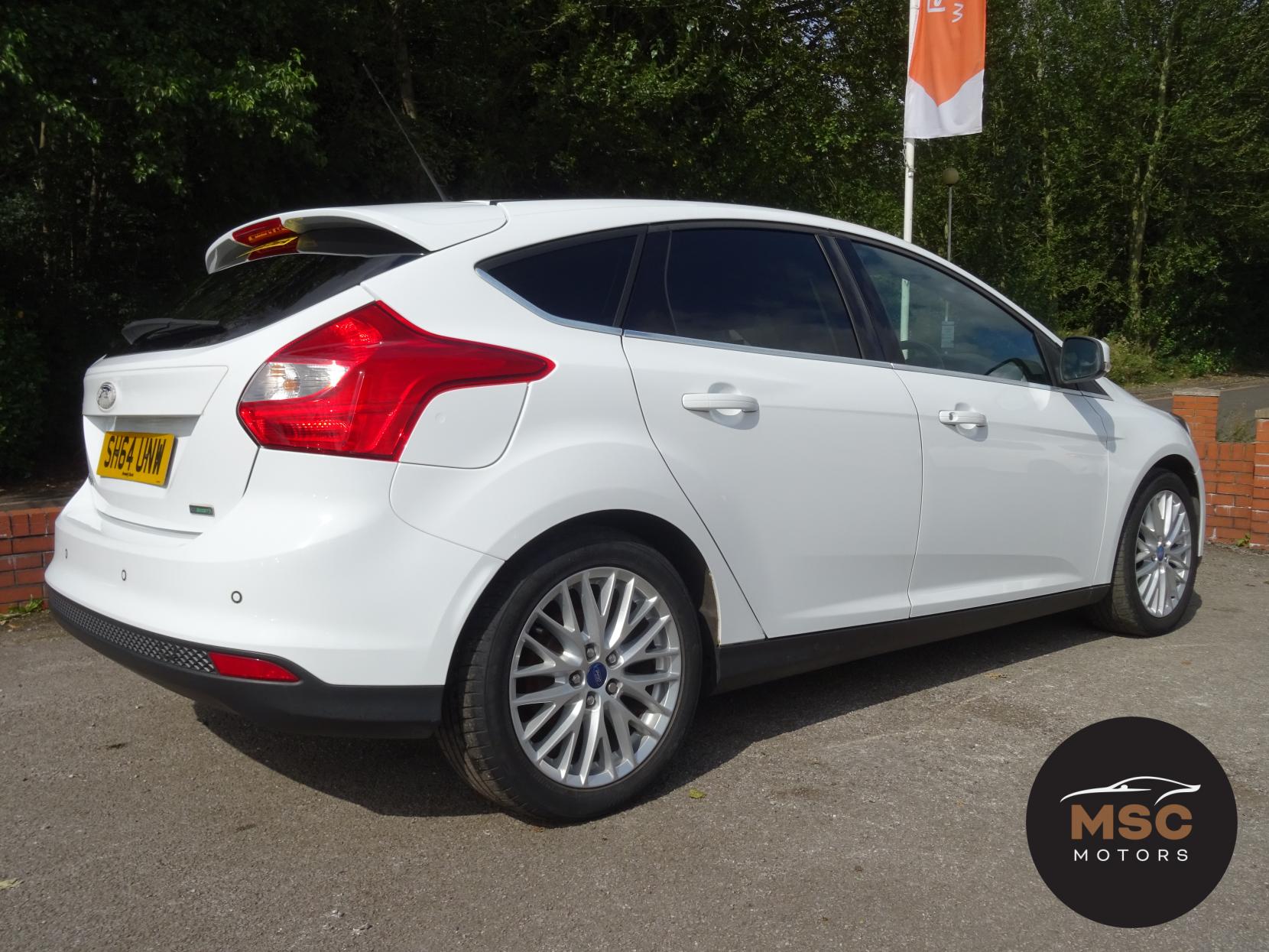 Ford Focus 1.0T EcoBoost Zetec Hatchback 5dr Petrol Manual Euro 5 (s/s) (125 ps)