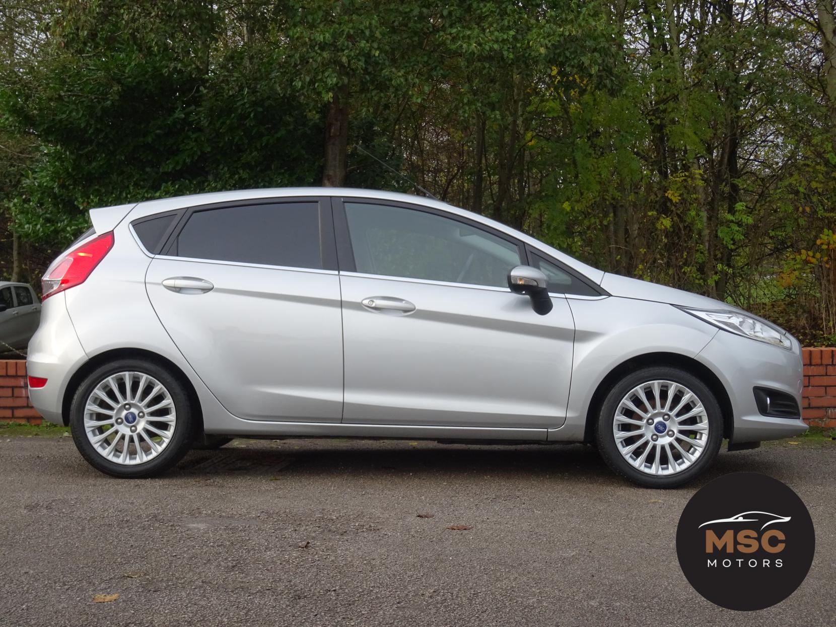 Ford Fiesta 1.0T EcoBoost Titanium Hatchback 5dr Petrol Manual Euro 5 (s/s) (100 ps)