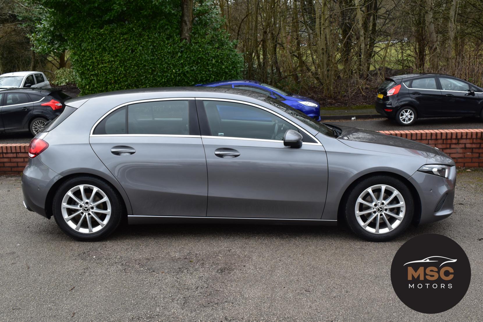 Mercedes-Benz A Class 1.5 A180d Sport (Executive) Hatchback 5dr Diesel 7G-DCT Euro 6 (s/s) (116 ps)