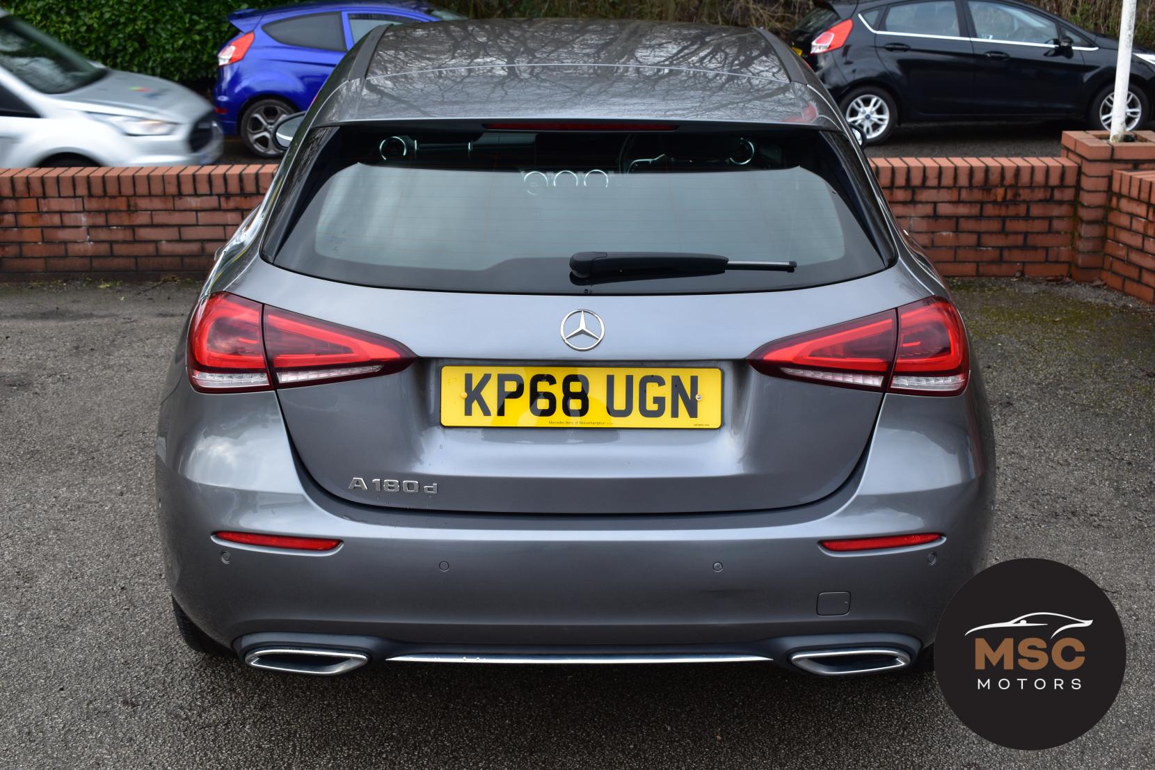 Mercedes-Benz A Class 1.5 A180d Sport (Executive) Hatchback 5dr Diesel 7G-DCT Euro 6 (s/s) (116 ps)