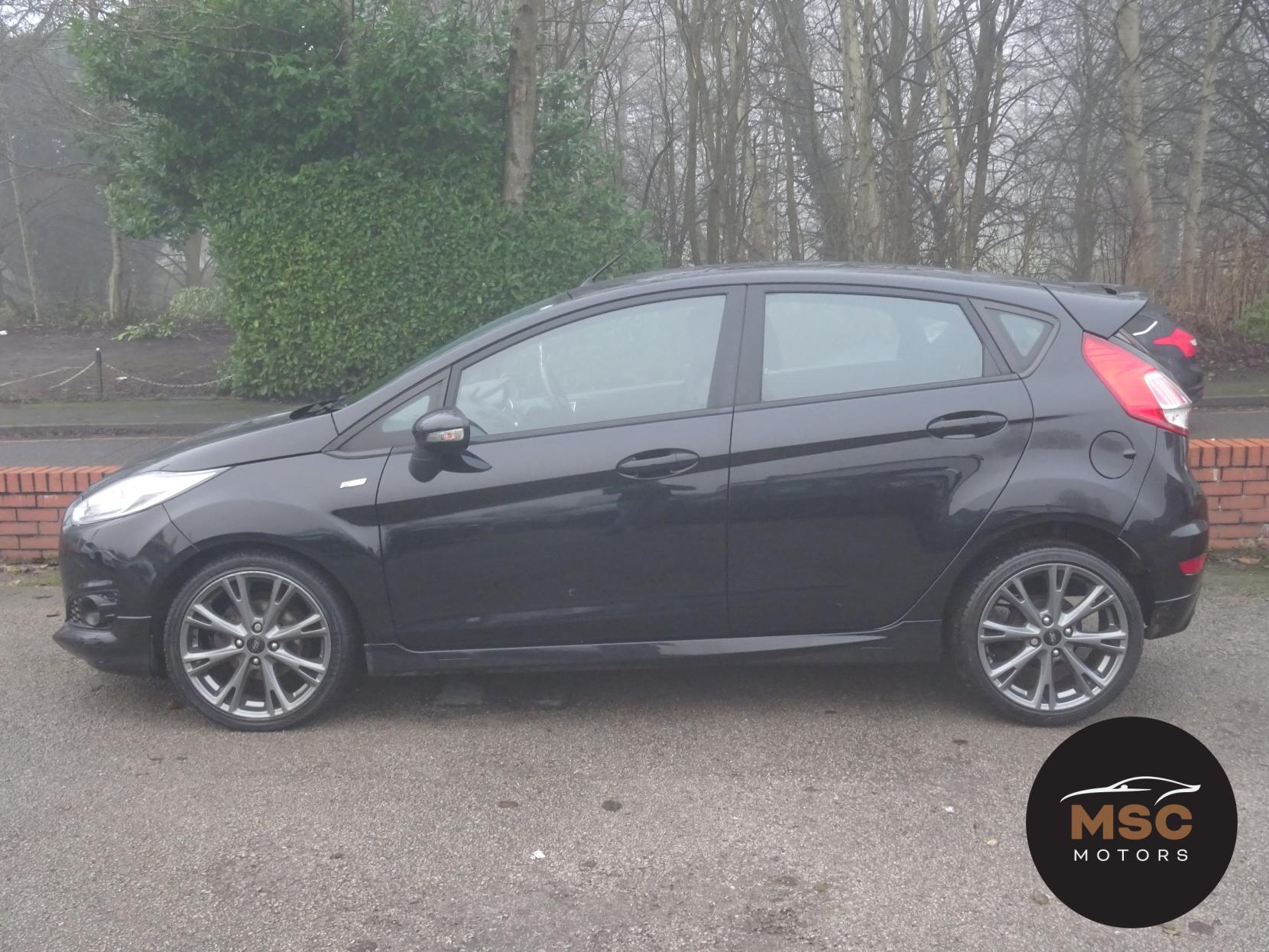 Ford Fiesta 1.0T EcoBoost ST-Line Hatchback 5dr Petrol Manual Euro 6 (s/s) (125 ps)