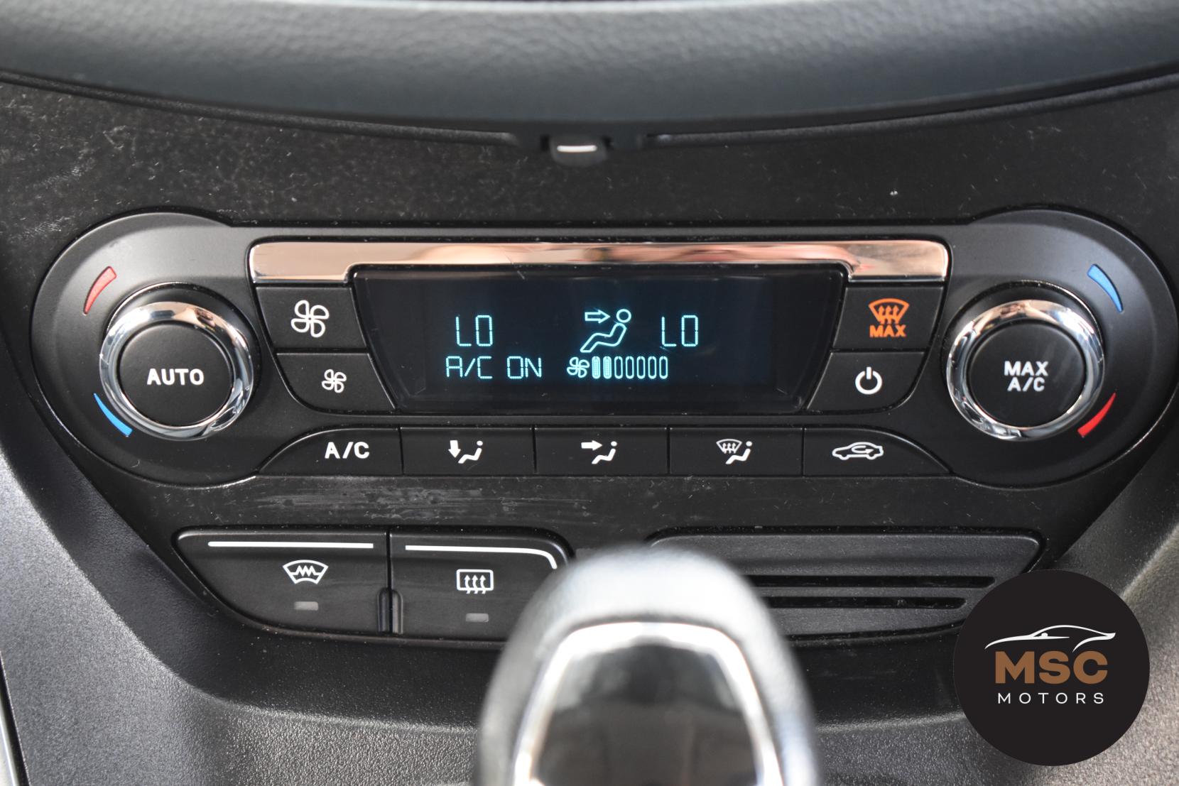 Ford C-Max 2.0 TDCi Titanium MPV 5dr Diesel Powershift Euro 5 (140 ps)