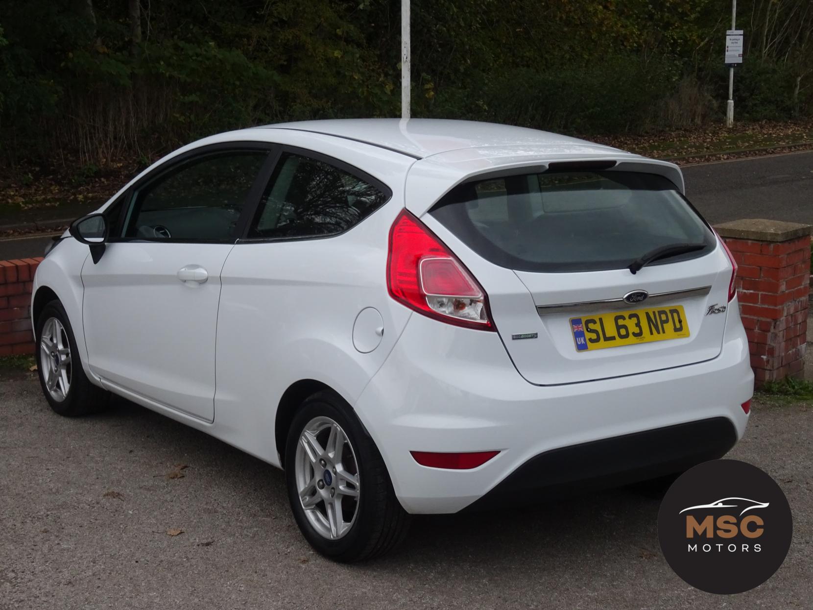 Ford Fiesta 1.0T EcoBoost Zetec Hatchback 3dr Petrol Manual Euro 5 (s/s) (100 ps)