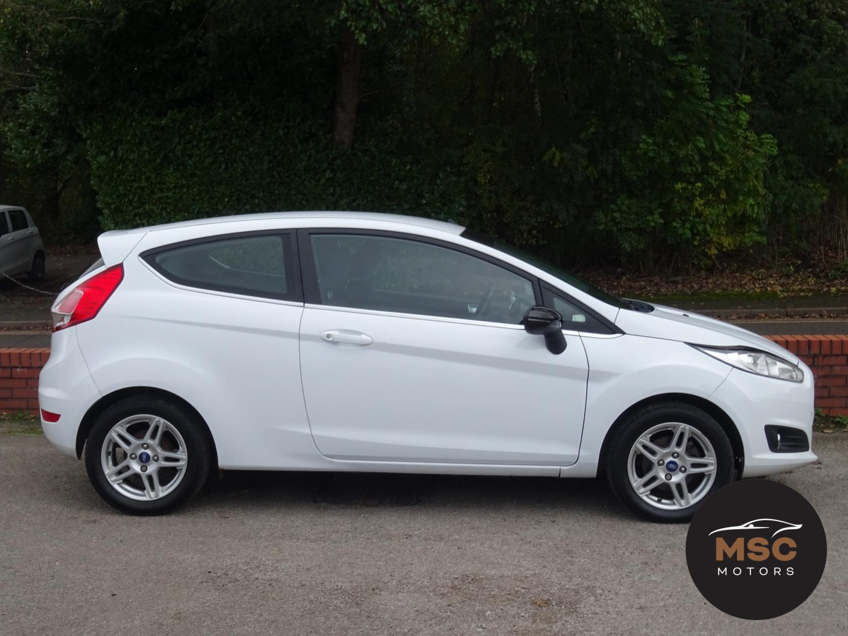 Ford Fiesta 1.0T EcoBoost Zetec Hatchback 3dr Petrol Manual Euro 5 (s/s) (100 ps)