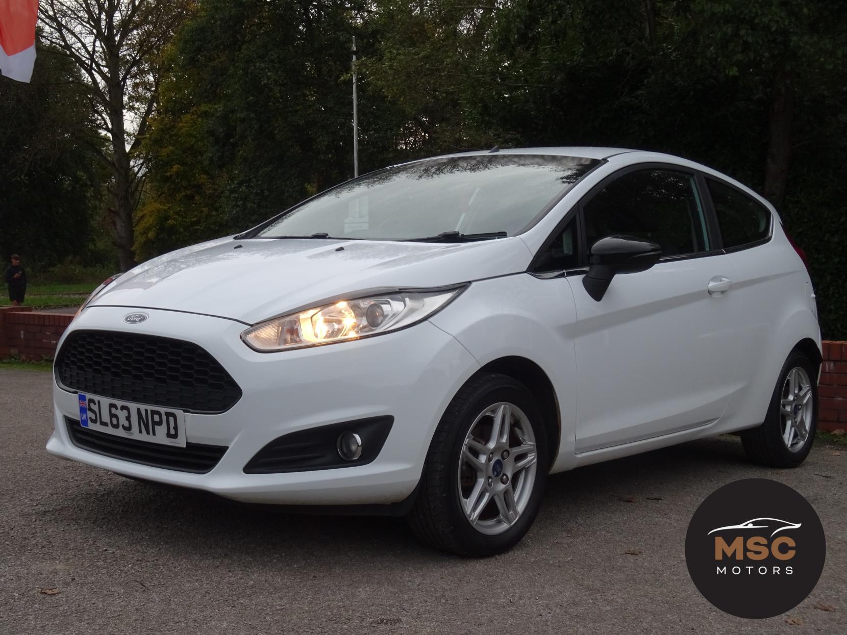 Ford Fiesta 1.0T EcoBoost Zetec Hatchback 3dr Petrol Manual Euro 5 (s/s) (100 ps)