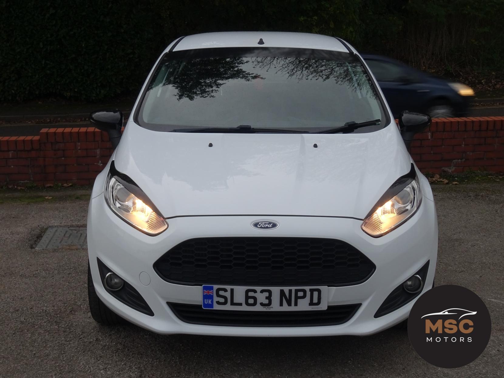 Ford Fiesta 1.0T EcoBoost Zetec Hatchback 3dr Petrol Manual Euro 5 (s/s) (100 ps)