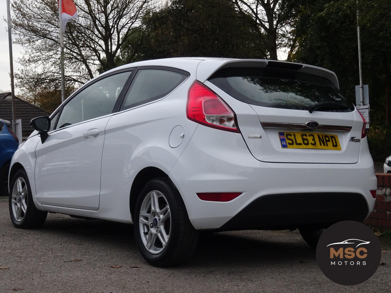 Ford Fiesta 1.0T EcoBoost Zetec Hatchback 3dr Petrol Manual Euro 5 (s/s) (100 ps)