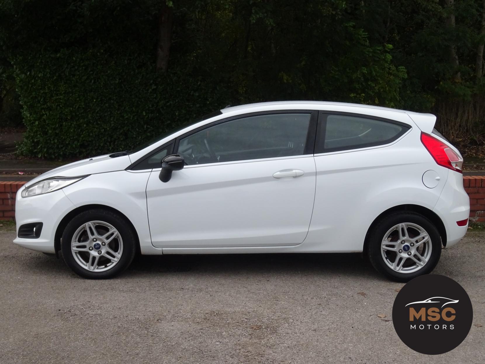 Ford Fiesta 1.0T EcoBoost Zetec Hatchback 3dr Petrol Manual Euro 5 (s/s) (100 ps)