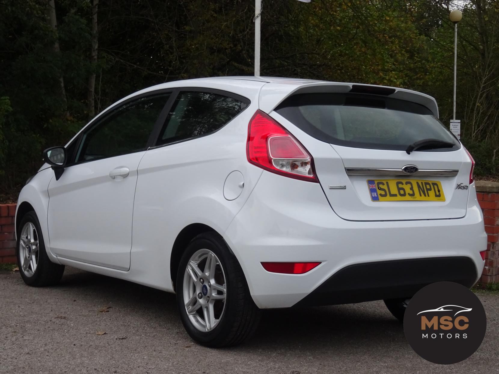 Ford Fiesta 1.0T EcoBoost Zetec Hatchback 3dr Petrol Manual Euro 5 (s/s) (100 ps)