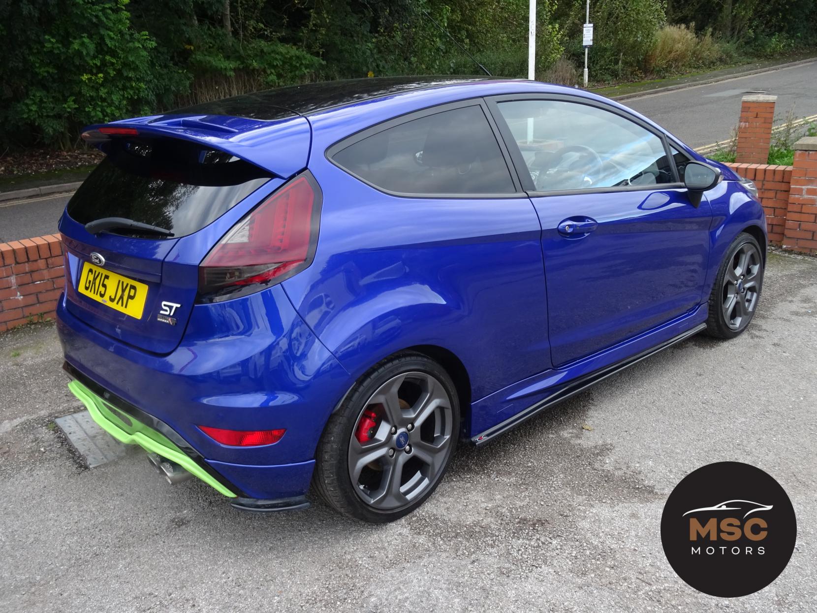 Ford Fiesta 1.6T EcoBoost ST-3 Hatchback 3dr Petrol Manual Euro 6 (182 ps)