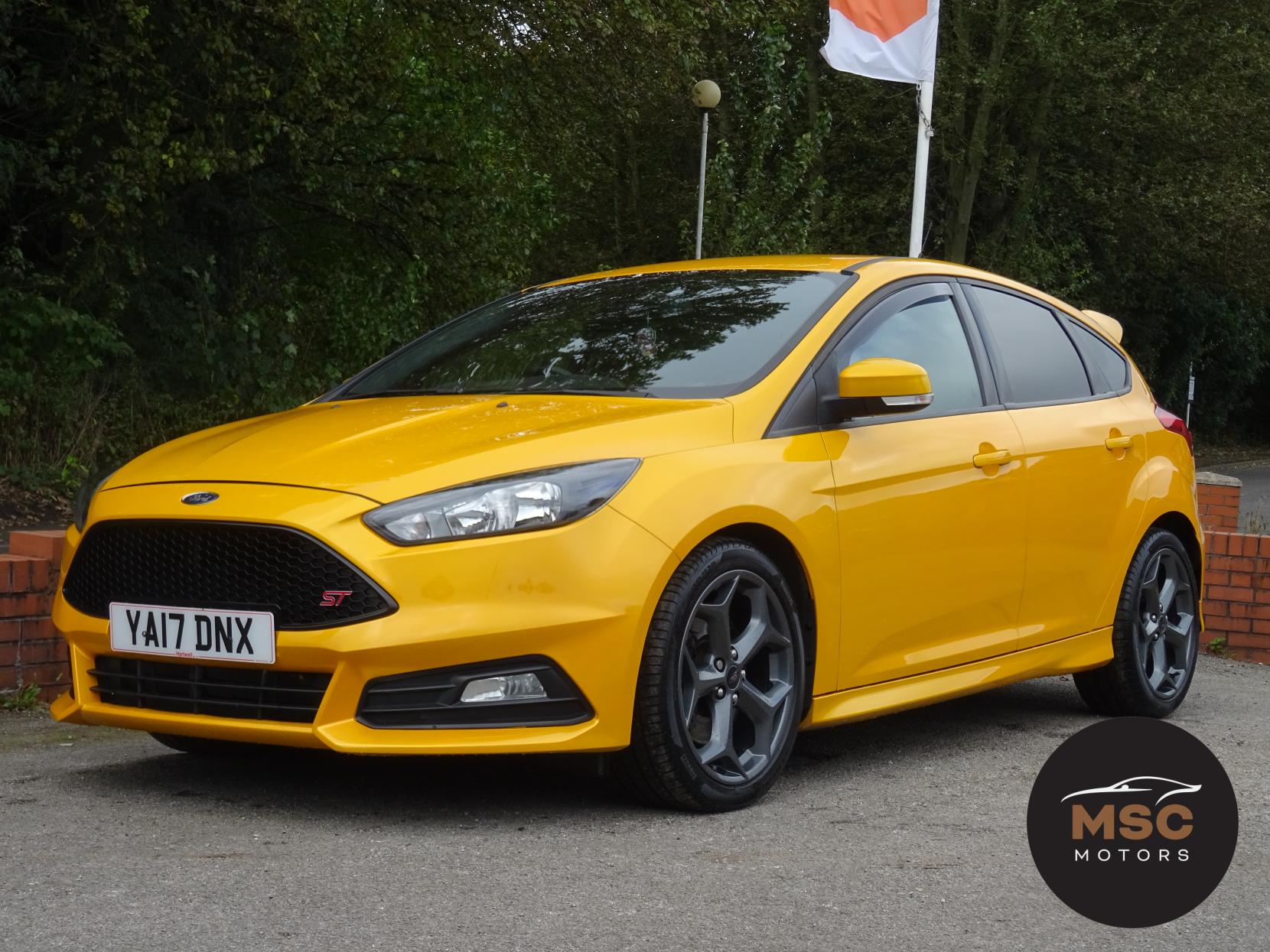 Ford Focus 2.0 TDCi ST-2 Hatchback 5dr Diesel Manual Euro 6 (s/s) (185 ps)