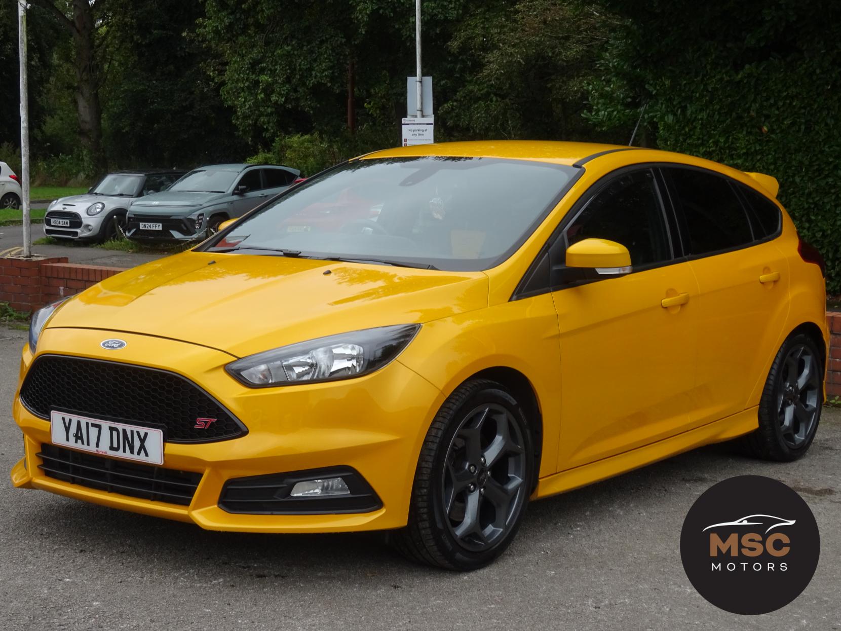 Ford Focus 2.0 TDCi ST-2 Hatchback 5dr Diesel Manual Euro 6 (s/s) (185 ps)