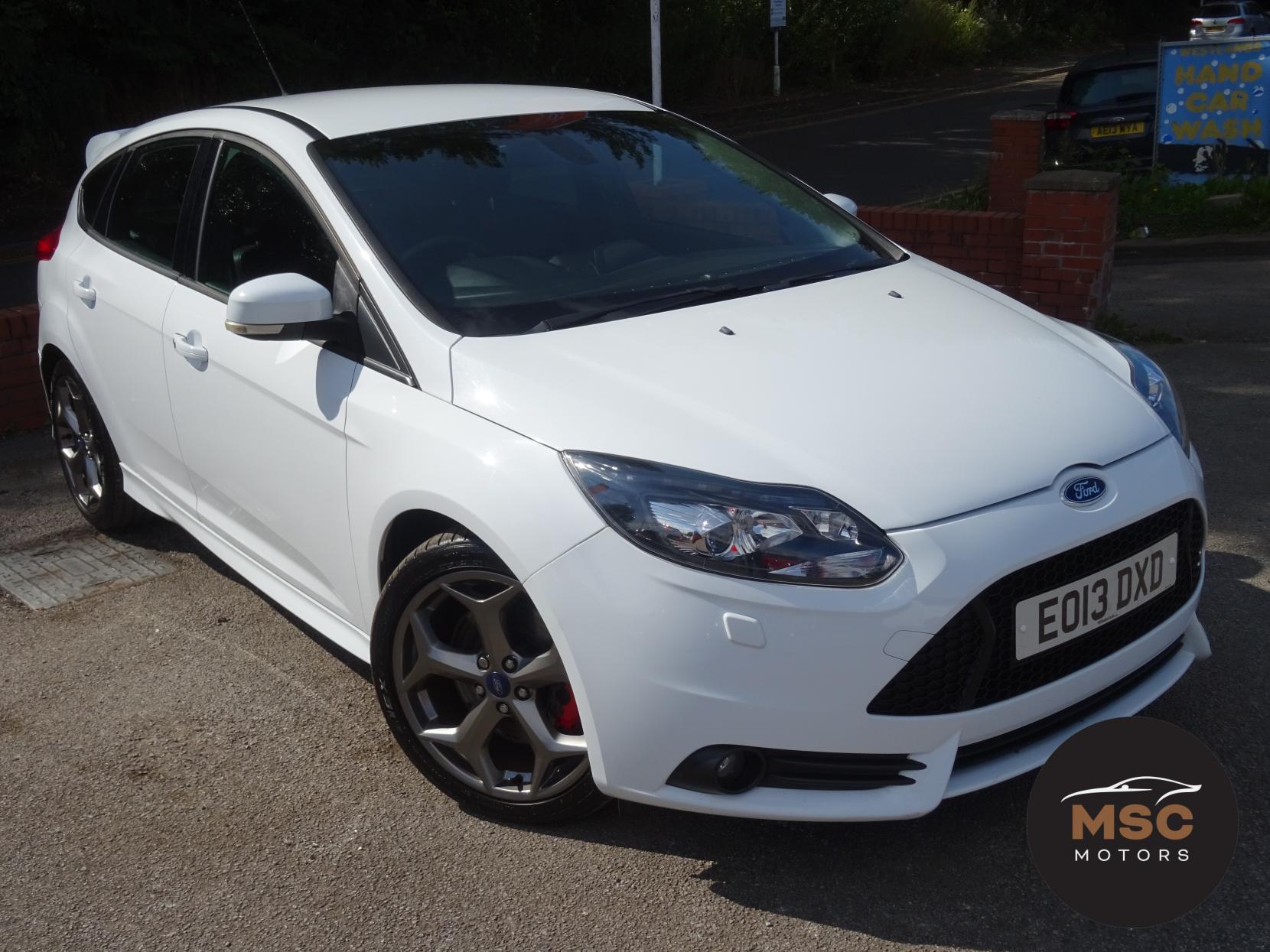 Ford Focus 2.0T EcoBoost ST-3 Hatchback 5dr Petrol Manual Euro 5 (s/s) (250 ps)