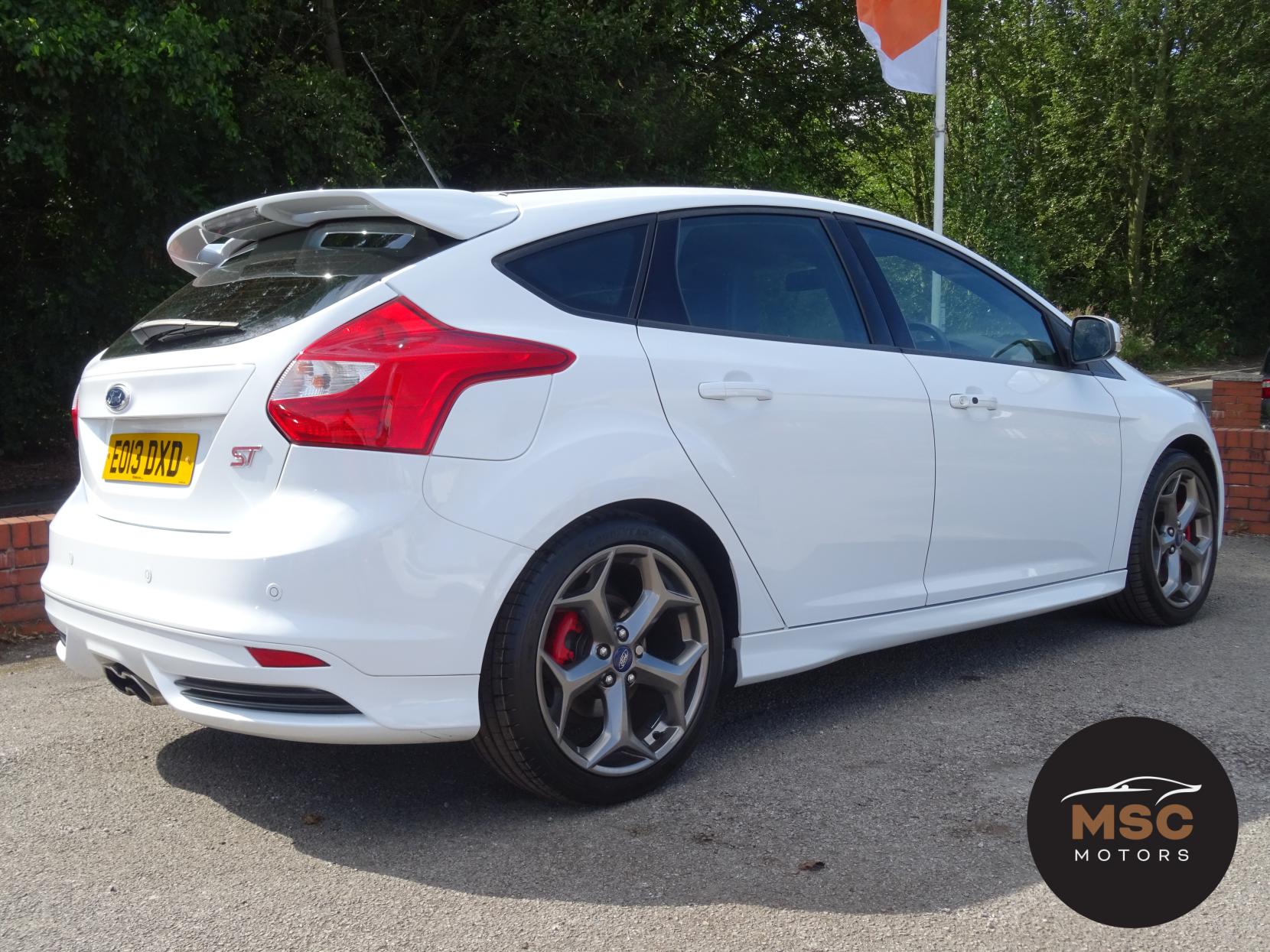 Ford Focus 2.0T EcoBoost ST-3 Hatchback 5dr Petrol Manual Euro 5 (s/s) (250 ps)