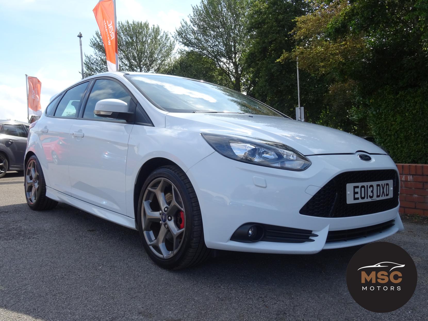 Ford Focus 2.0T EcoBoost ST-3 Hatchback 5dr Petrol Manual Euro 5 (s/s) (250 ps)