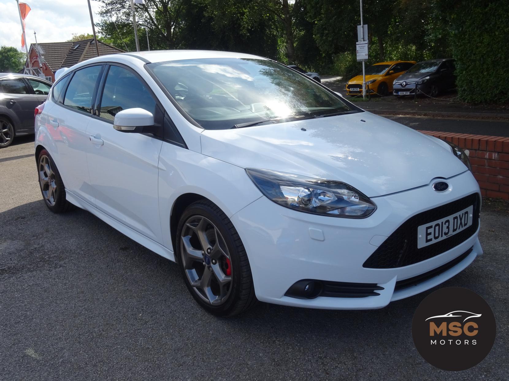 Ford Focus 2.0T EcoBoost ST-3 Hatchback 5dr Petrol Manual Euro 5 (s/s) (250 ps)