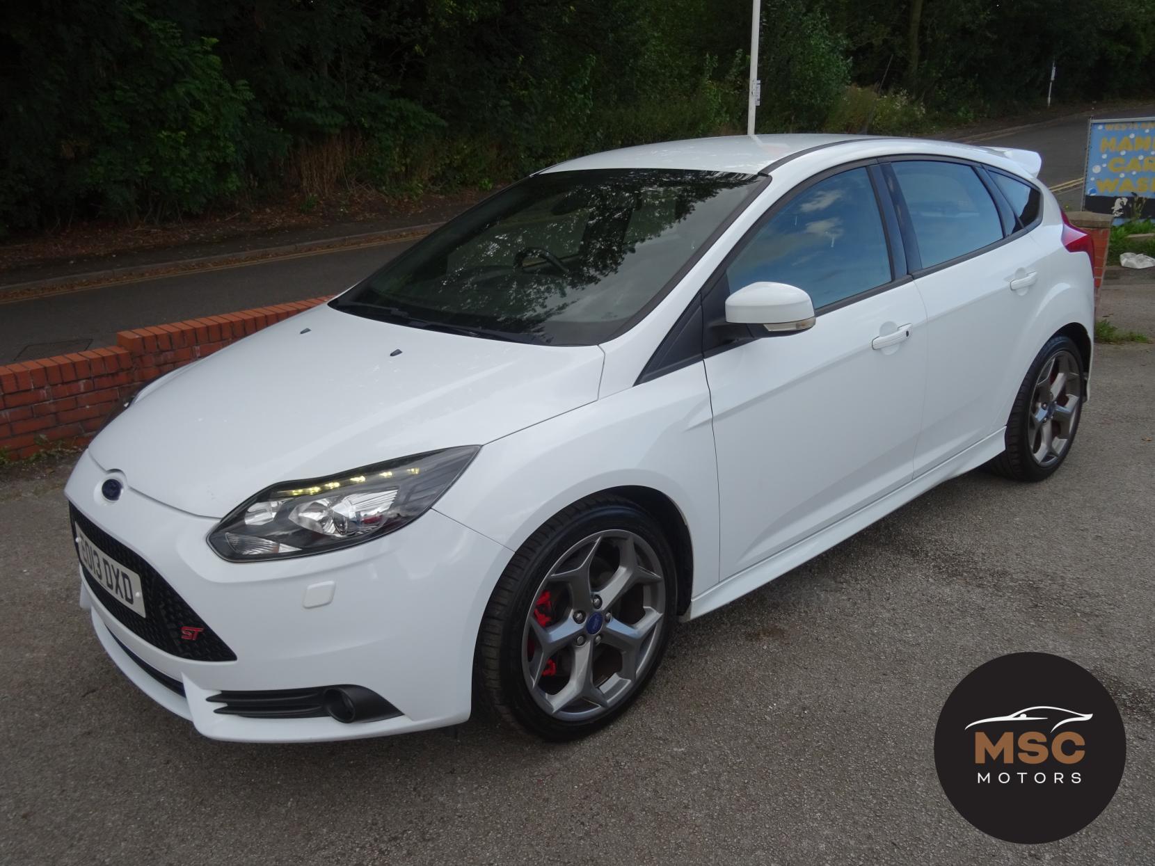 Ford Focus 2.0T EcoBoost ST-3 Hatchback 5dr Petrol Manual Euro 5 (s/s) (250 ps)