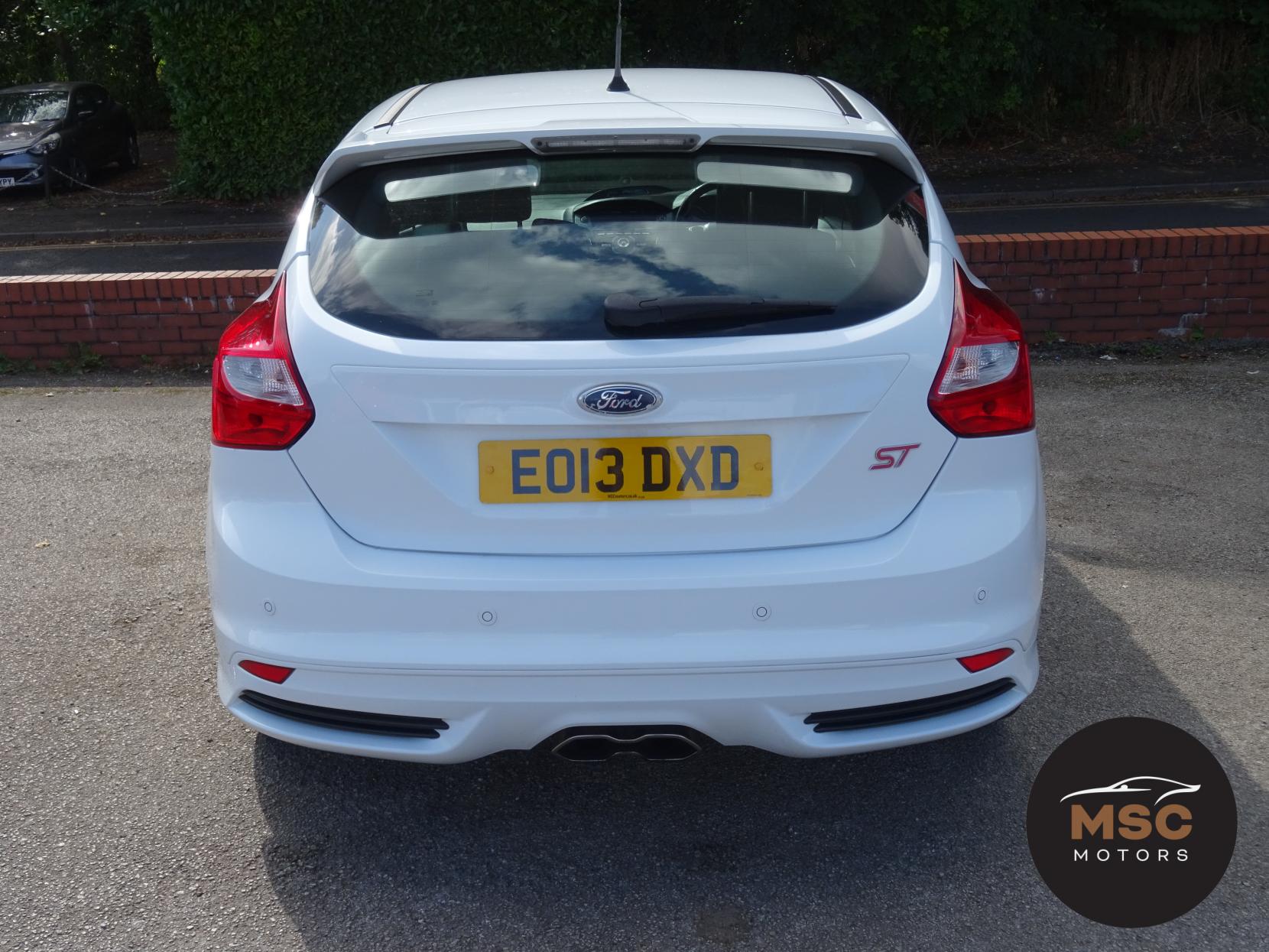 Ford Focus 2.0T EcoBoost ST-3 Hatchback 5dr Petrol Manual Euro 5 (s/s) (250 ps)