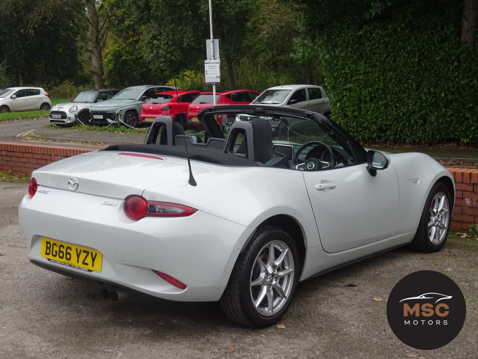 Mazda MX-5 1.5 SKYACTIV-G SE-L Nav Convertible 2dr Petrol Manual Euro 6 (131 ps)