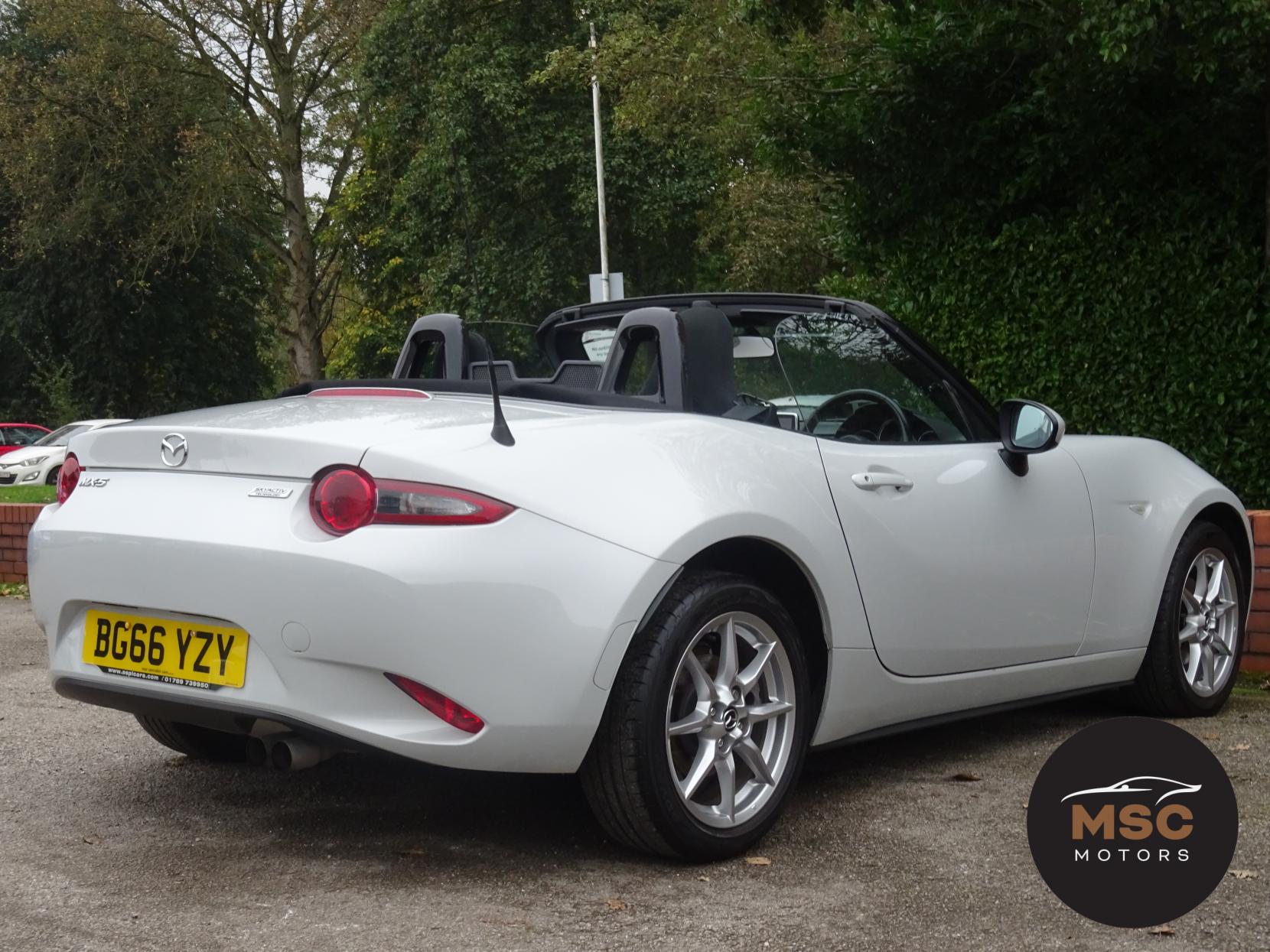 Mazda MX-5 1.5 SKYACTIV-G SE-L Nav Convertible 2dr Petrol Manual Euro 6 (131 ps)