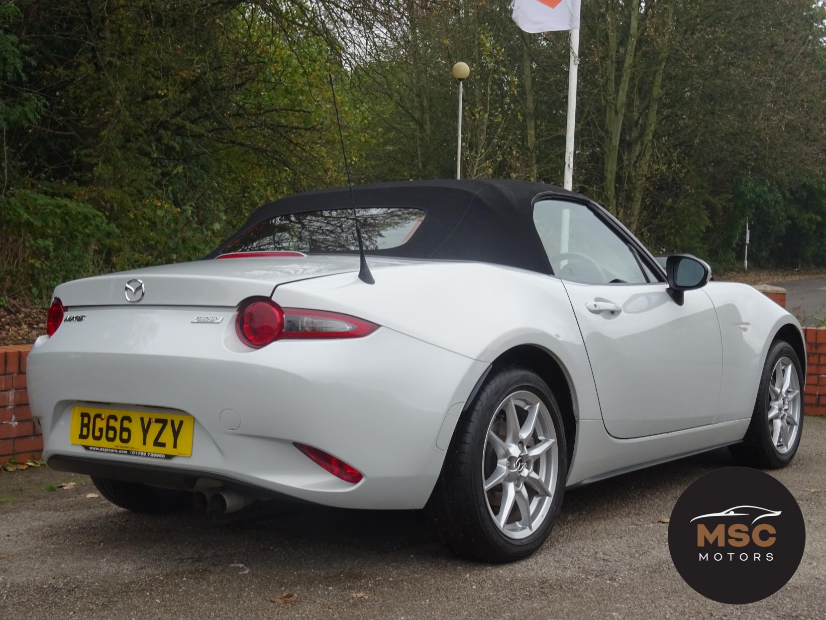 Mazda MX-5 1.5 SKYACTIV-G SE-L Nav Convertible 2dr Petrol Manual Euro 6 (131 ps)