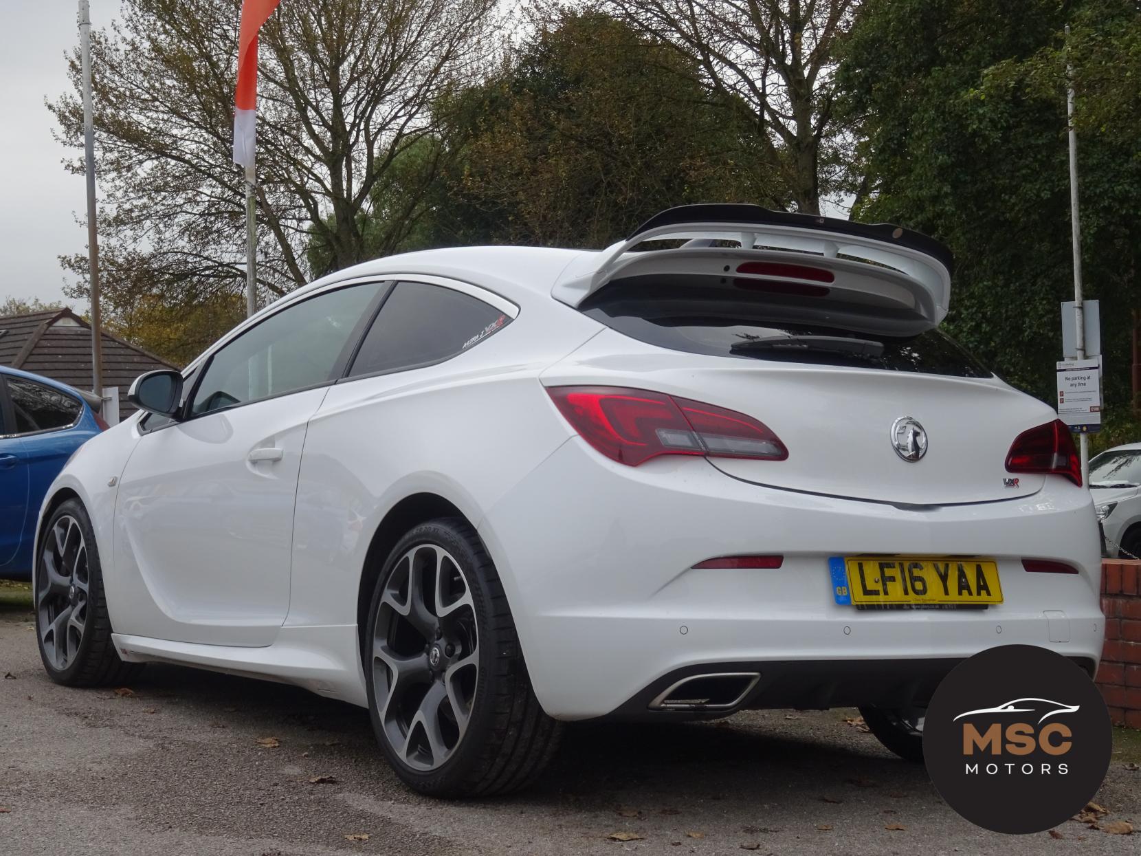 Vauxhall Astra GTC 2.0T VXR Coupe 3dr Petrol Manual Euro 6 (s/s) (280 ps)