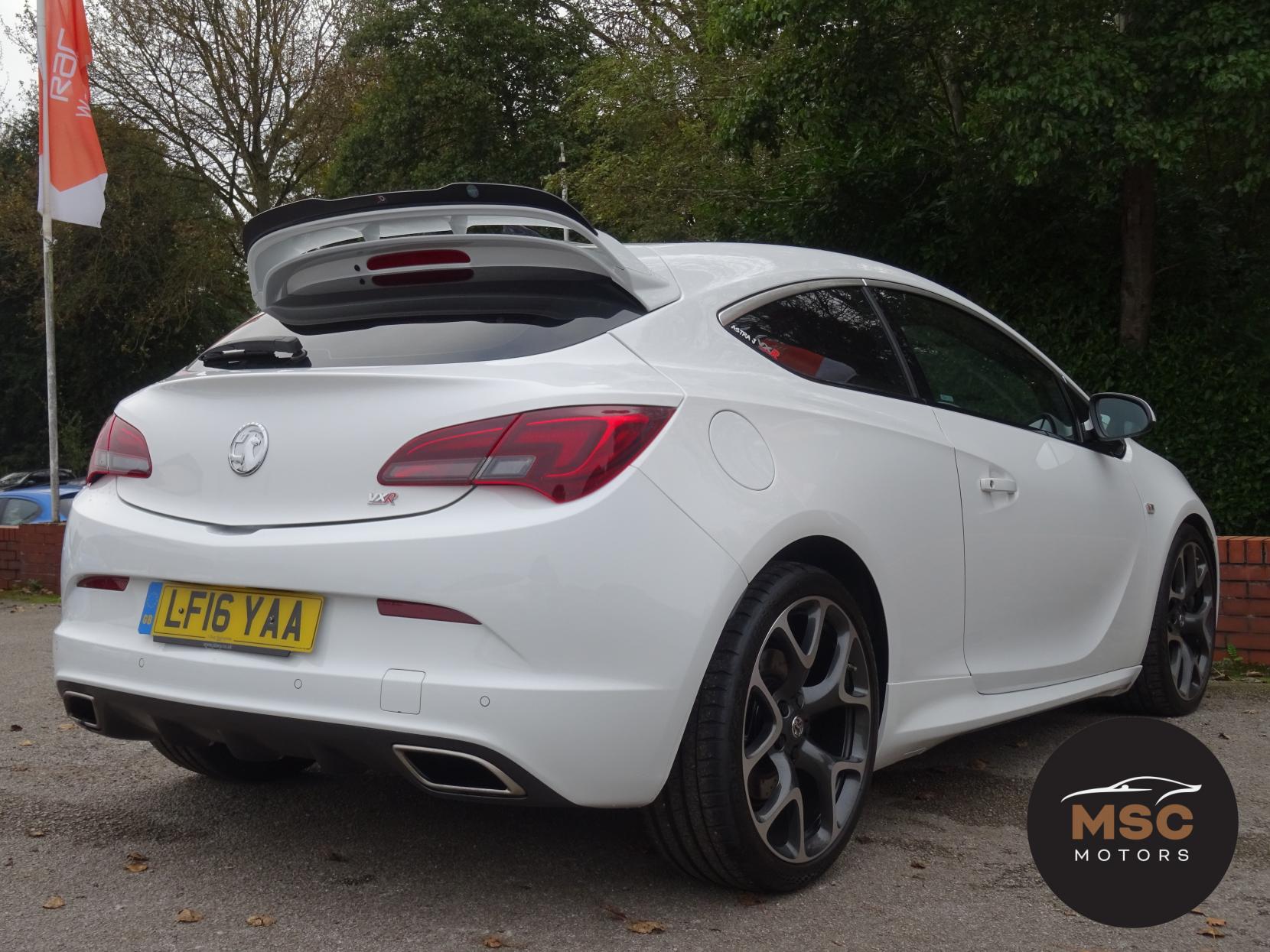 Vauxhall Astra GTC 2.0T VXR Coupe 3dr Petrol Manual Euro 6 (s/s) (280 ps)