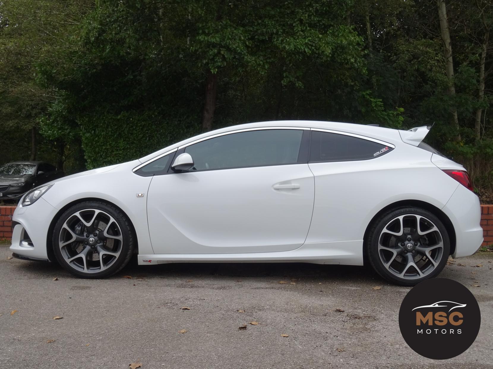 Vauxhall Astra GTC 2.0T VXR Coupe 3dr Petrol Manual Euro 6 (s/s) (280 ps)