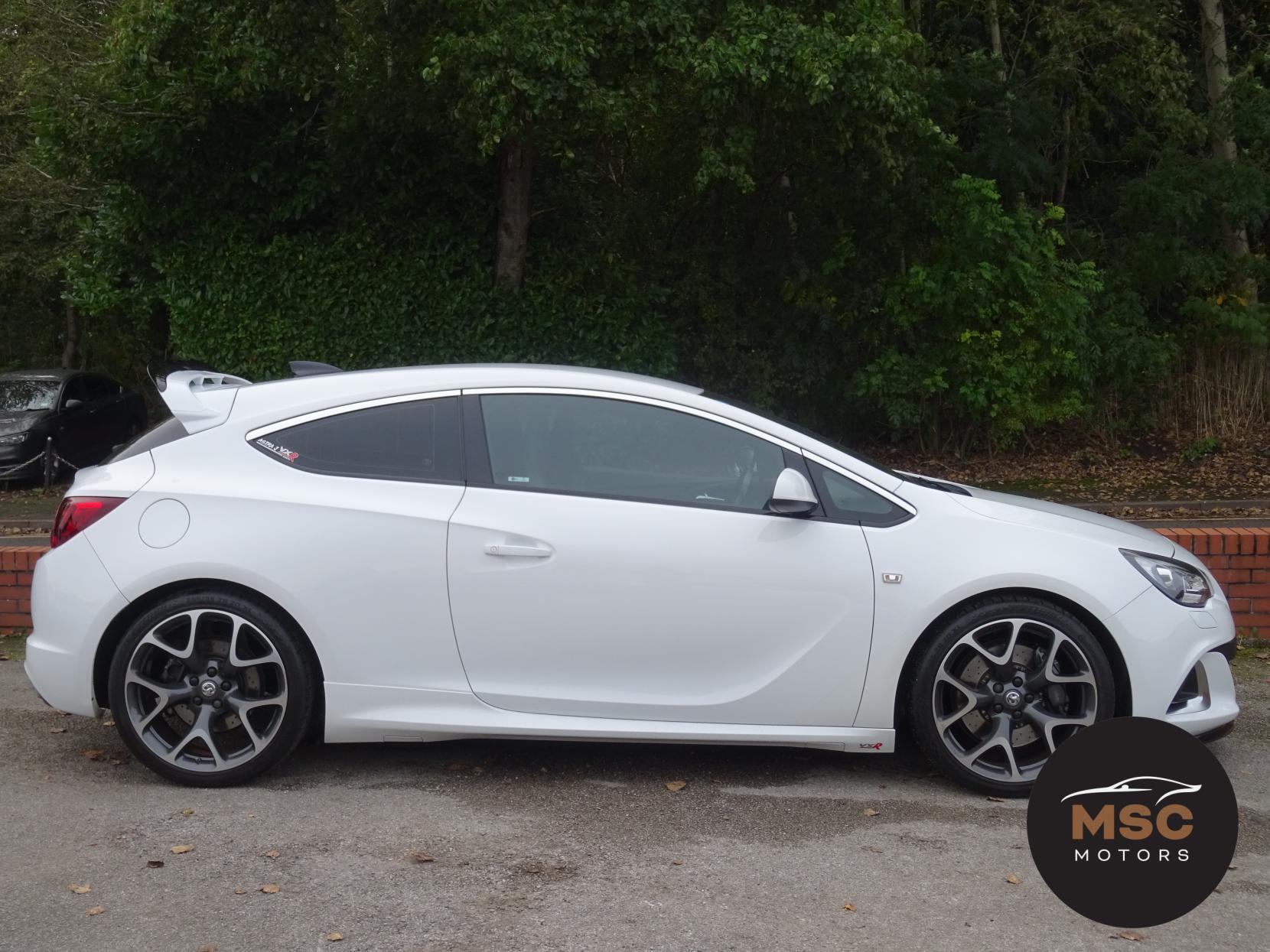 Vauxhall Astra GTC 2.0T VXR Coupe 3dr Petrol Manual Euro 6 (s/s) (280 ps)