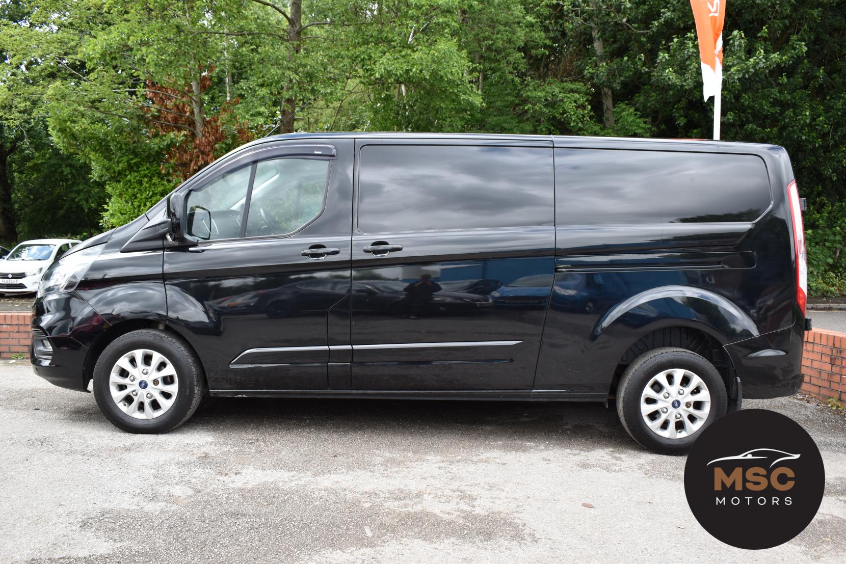 Ford Transit Custom 2.0 300 EcoBlue Limited Panel Van 5dr Diesel Manual L2 H1 Euro 6 (170 ps)