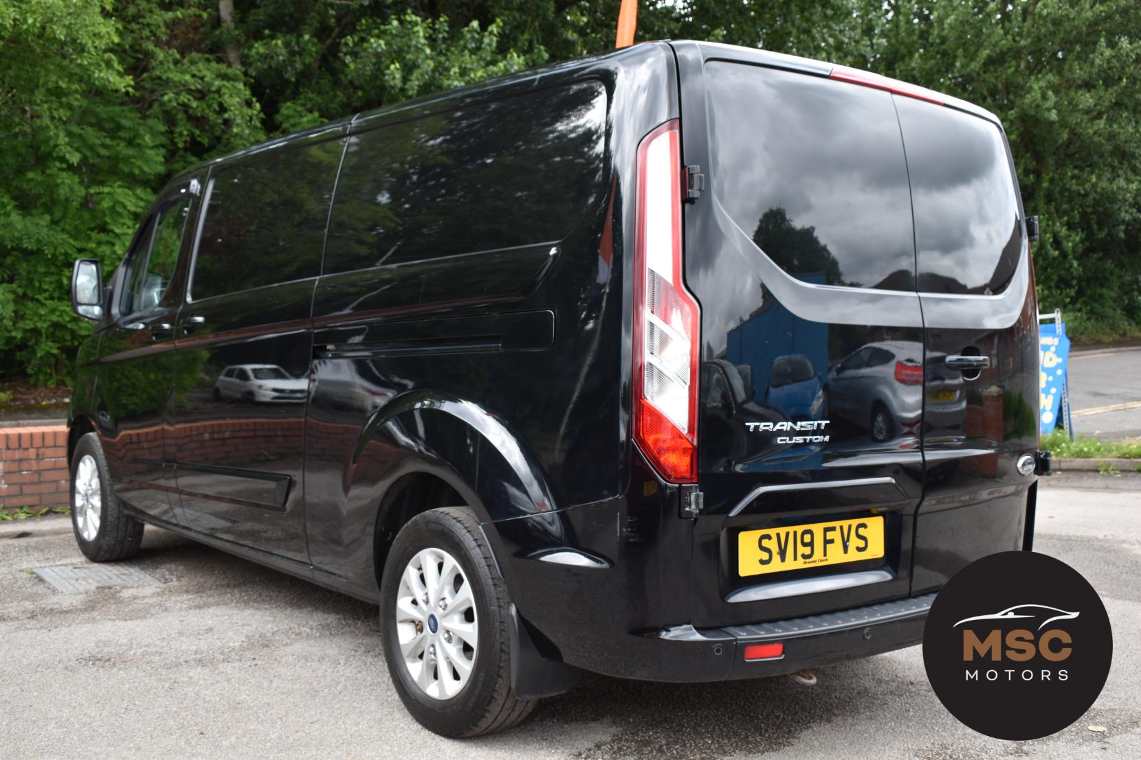 Ford Transit Custom 2.0 300 EcoBlue Limited Panel Van 5dr Diesel Manual L2 H1 Euro 6 (170 ps)