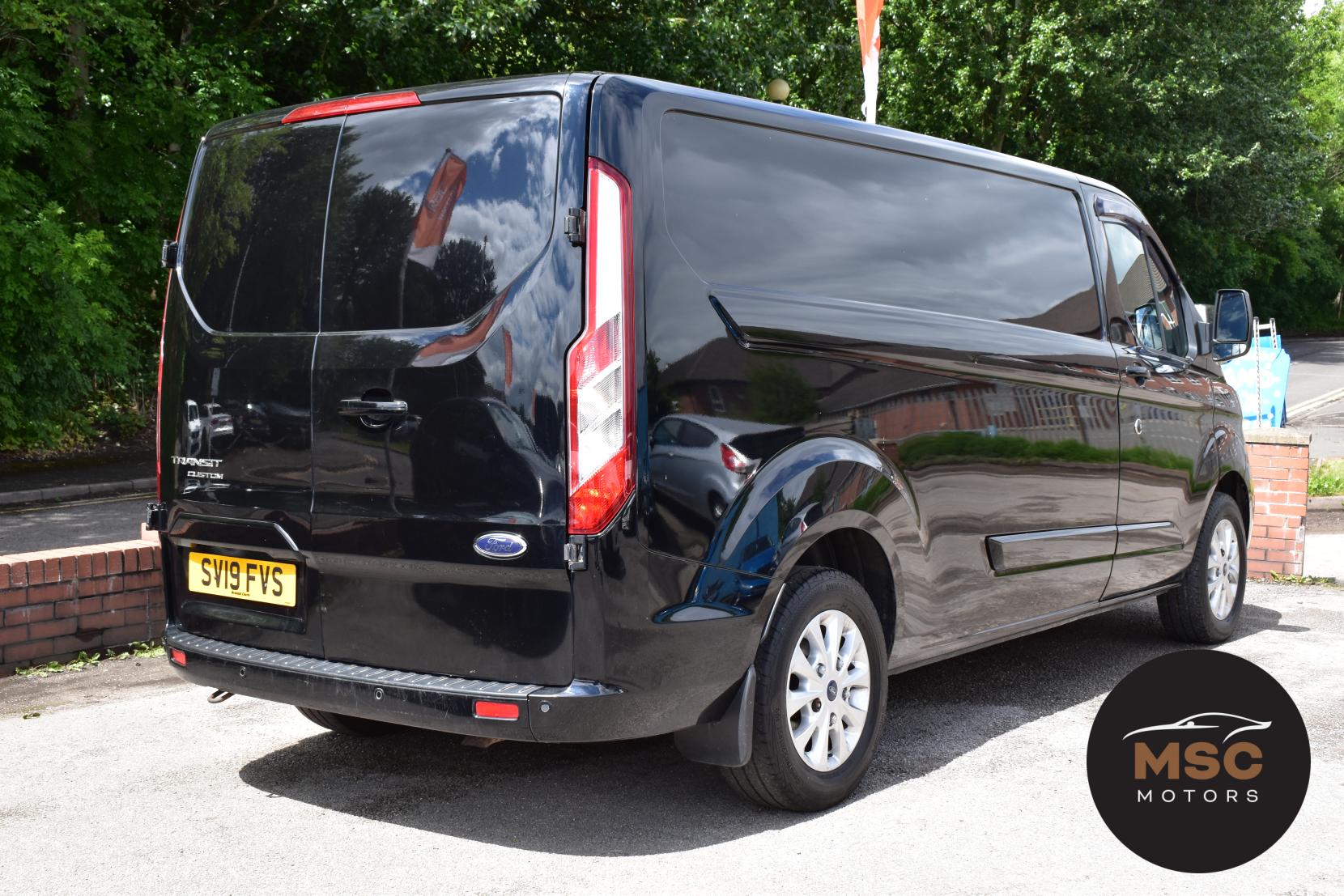 Ford Transit Custom 2.0 300 EcoBlue Limited Panel Van 5dr Diesel Manual L2 H1 Euro 6 (170 ps)
