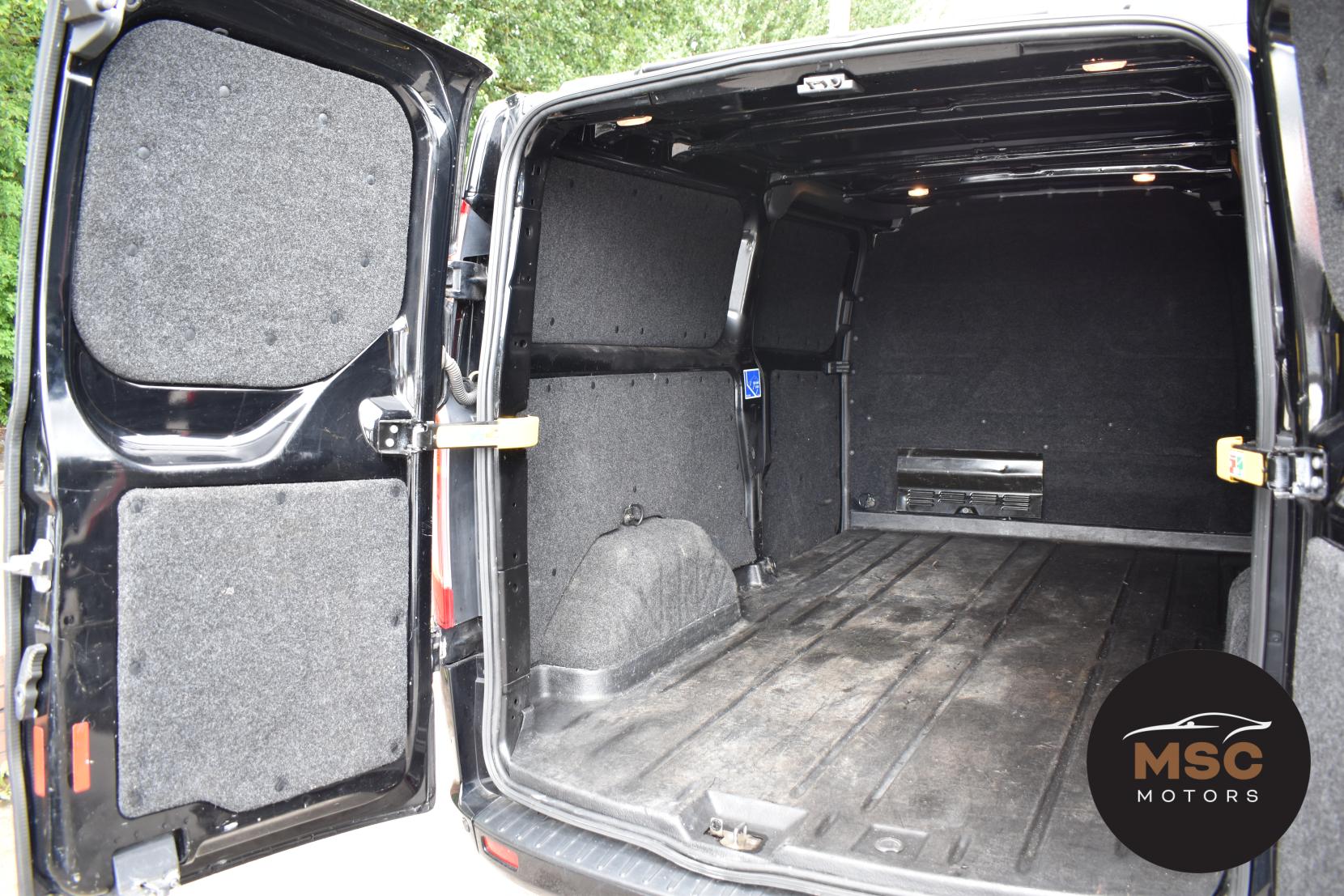 Ford Transit Custom 2.0 300 EcoBlue Limited Panel Van 5dr Diesel Manual L2 H1 Euro 6 (170 ps)