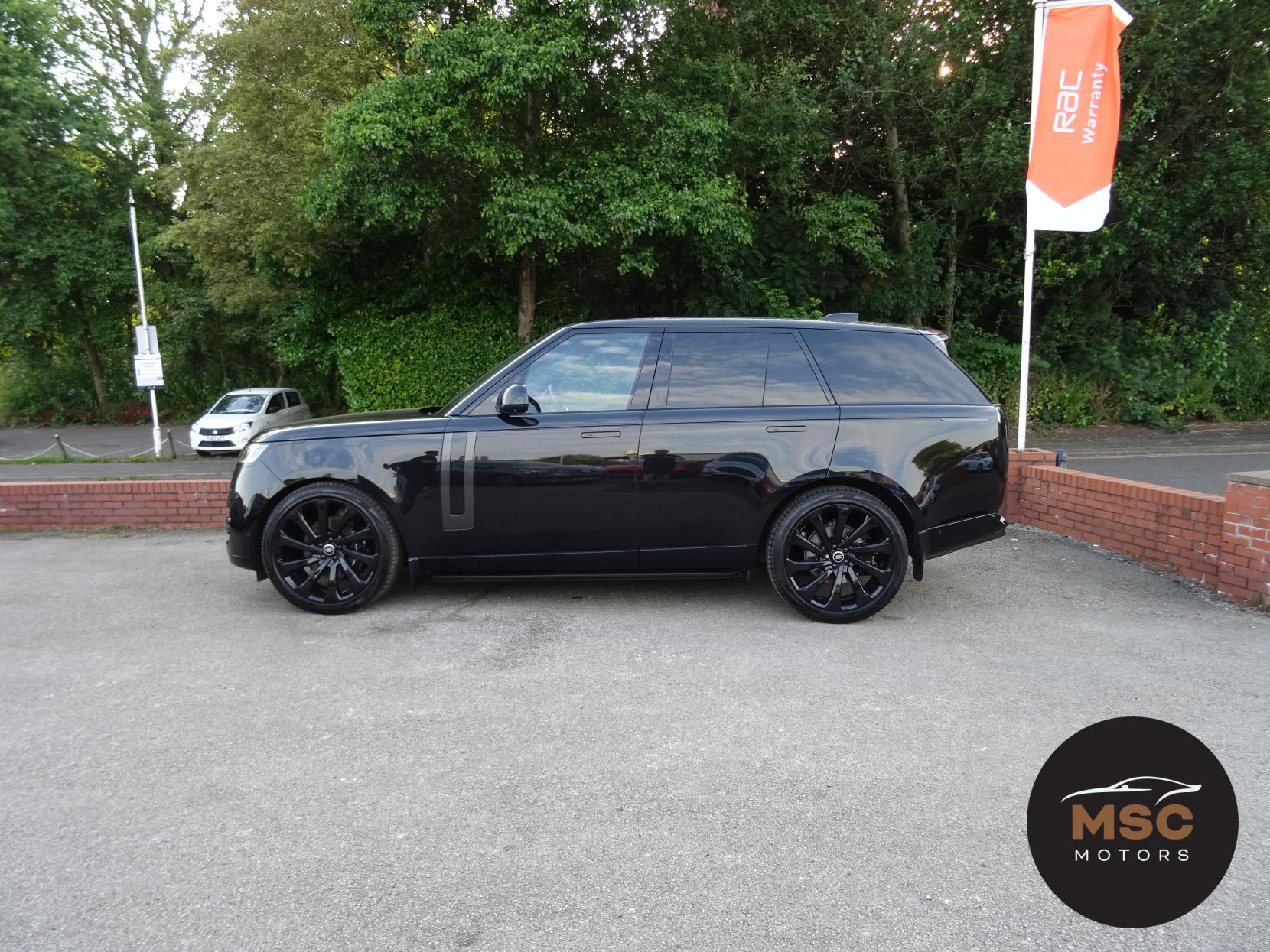 Land Rover Range Rover 3.0 D350 MHEV HSE SUV 5dr Diesel Auto 4WD Euro 6 (s/s) (350 ps)