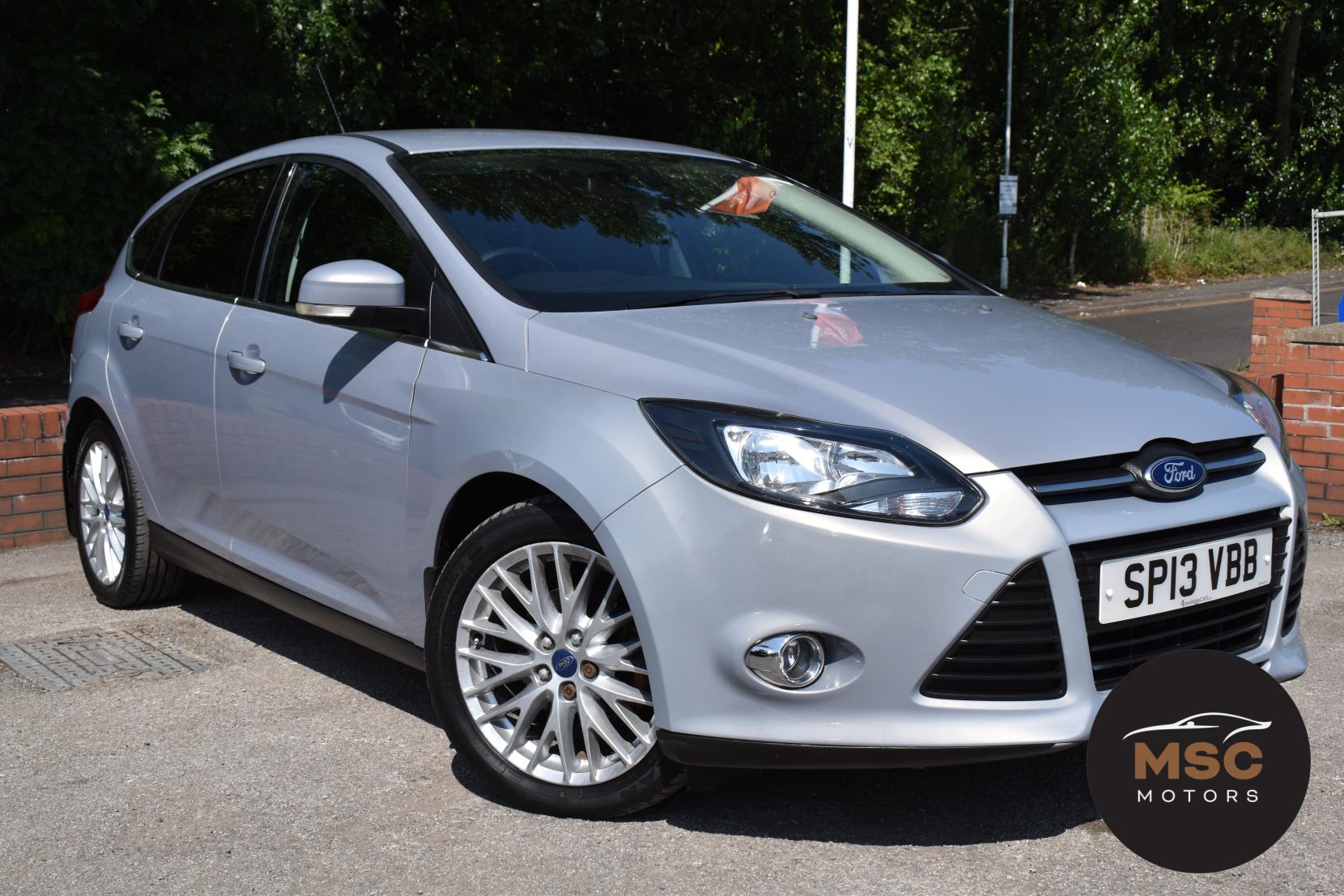 Ford Focus 1.0T EcoBoost Zetec Hatchback 5dr Petrol Manual Euro 5 (s/s) (100 ps)
