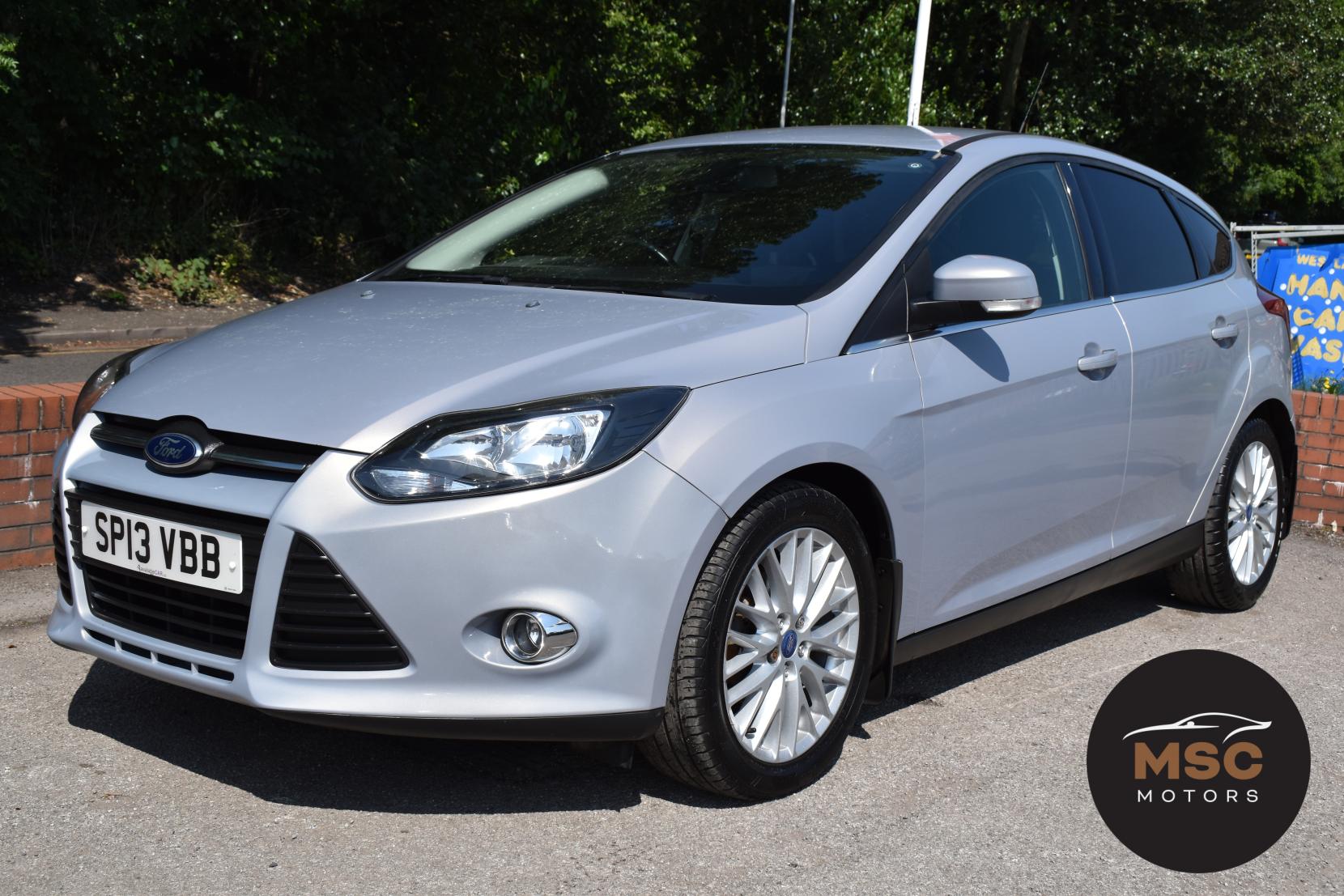 Ford Focus 1.0T EcoBoost Zetec Hatchback 5dr Petrol Manual Euro 5 (s/s) (100 ps)