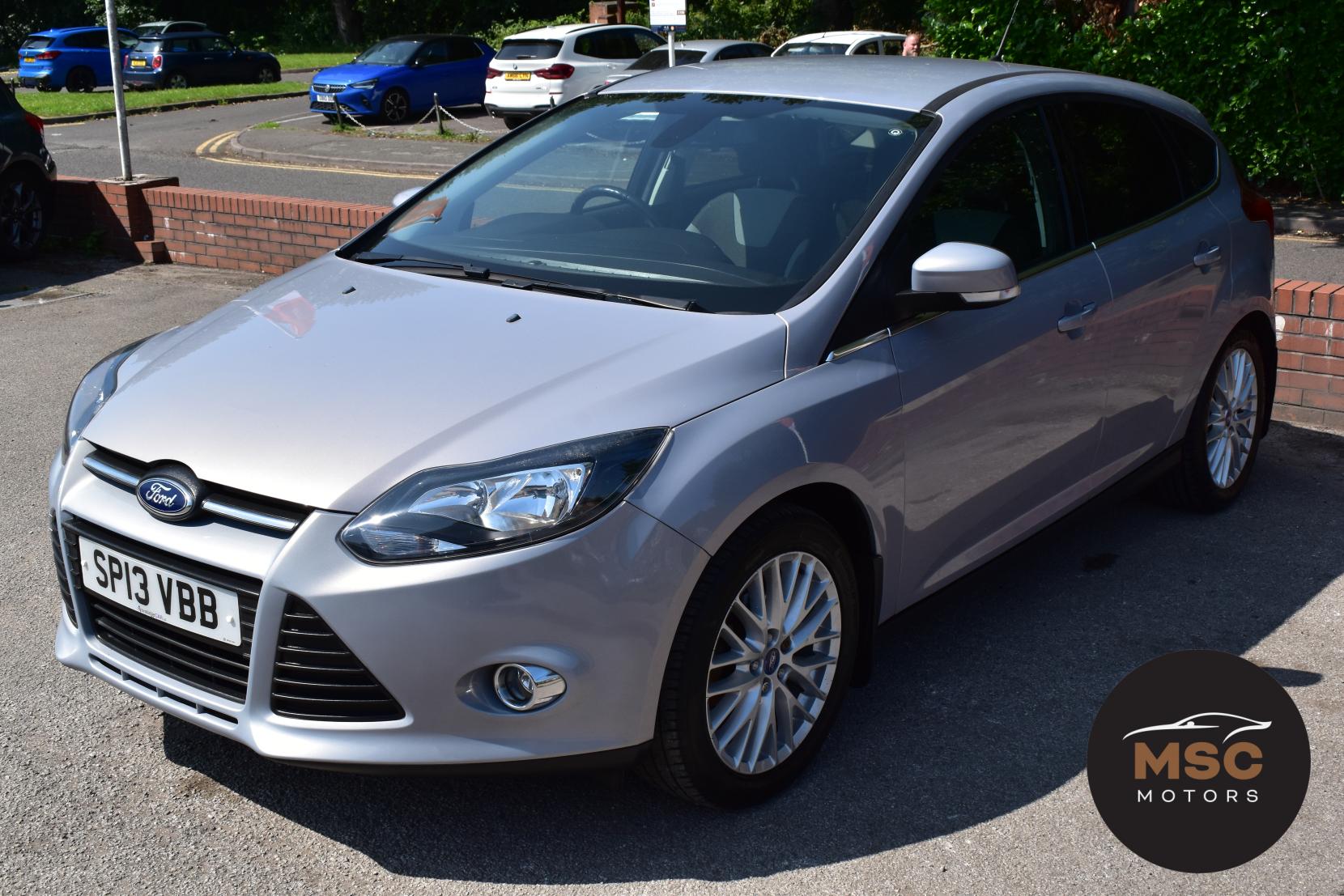 Ford Focus 1.0T EcoBoost Zetec Hatchback 5dr Petrol Manual Euro 5 (s/s) (100 ps)