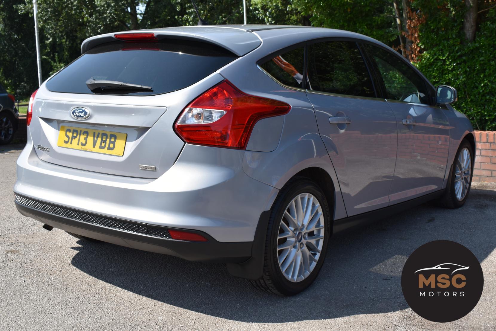 Ford Focus 1.0T EcoBoost Zetec Hatchback 5dr Petrol Manual Euro 5 (s/s) (100 ps)