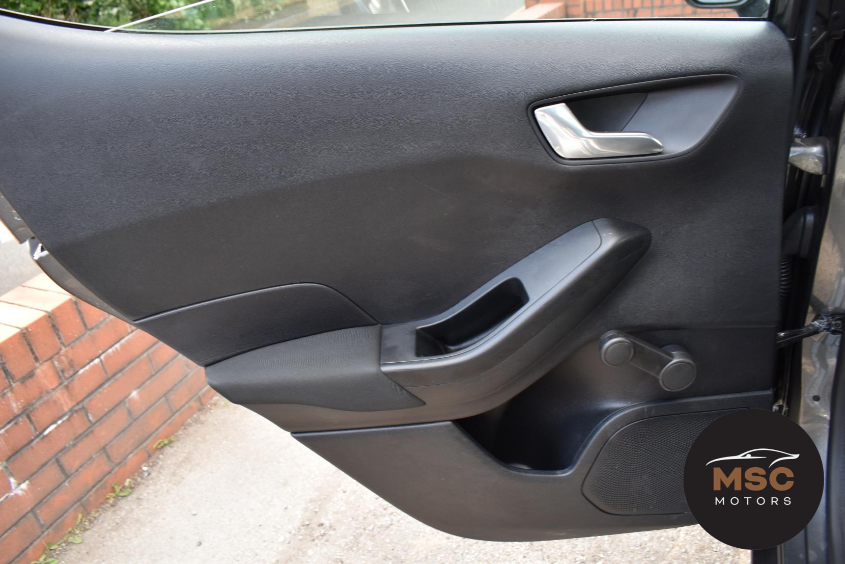 Ford Fiesta 1.0T EcoBoost Zetec Hatchback 5dr Petrol Manual Euro 6 (s/s) (100 ps)