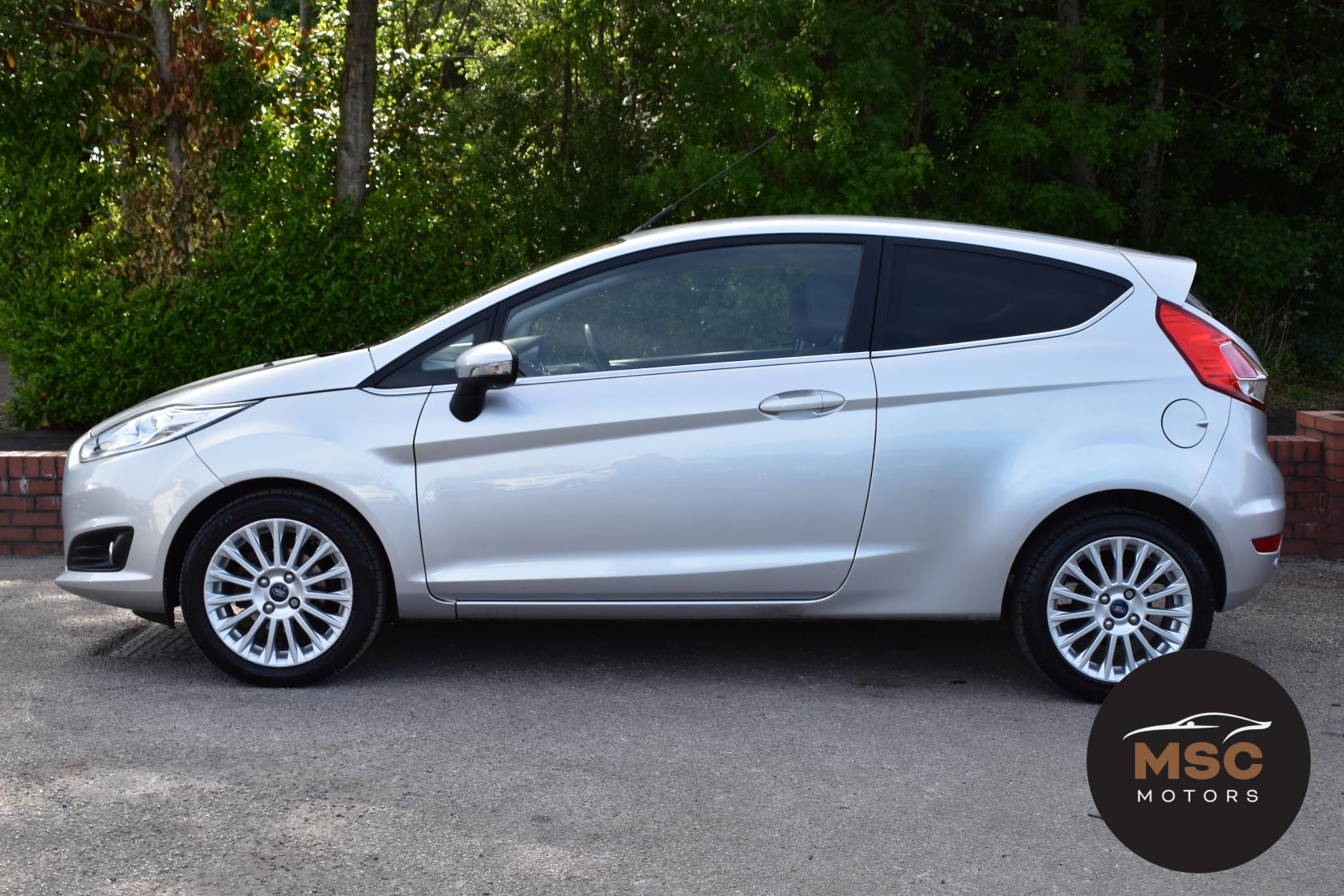 Ford Fiesta 1.0T EcoBoost Titanium Hatchback 3dr Petrol Manual Euro 5 (s/s) (100 ps)