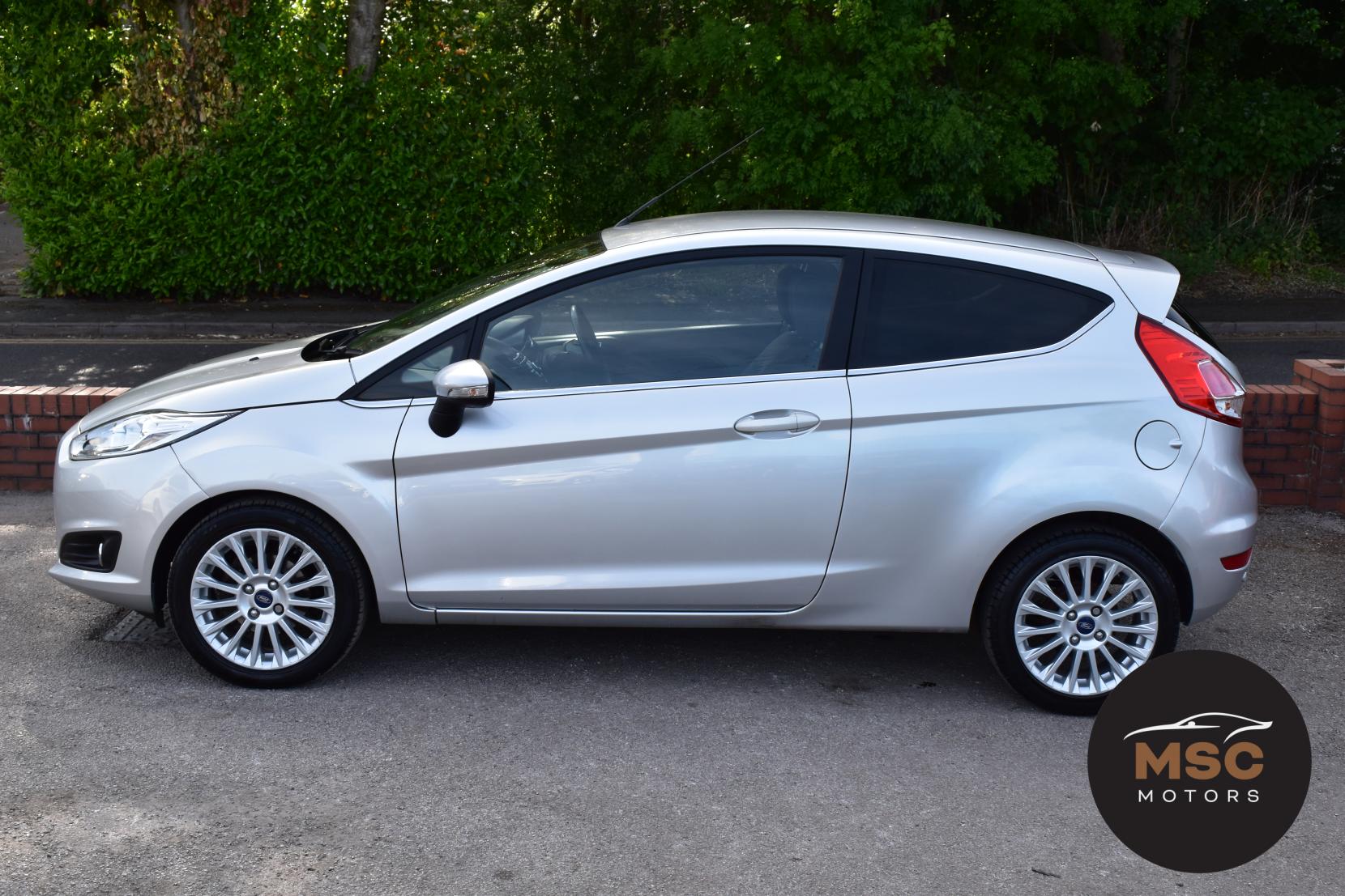 Ford Fiesta 1.0T EcoBoost Titanium Hatchback 3dr Petrol Manual Euro 5 (s/s) (100 ps)