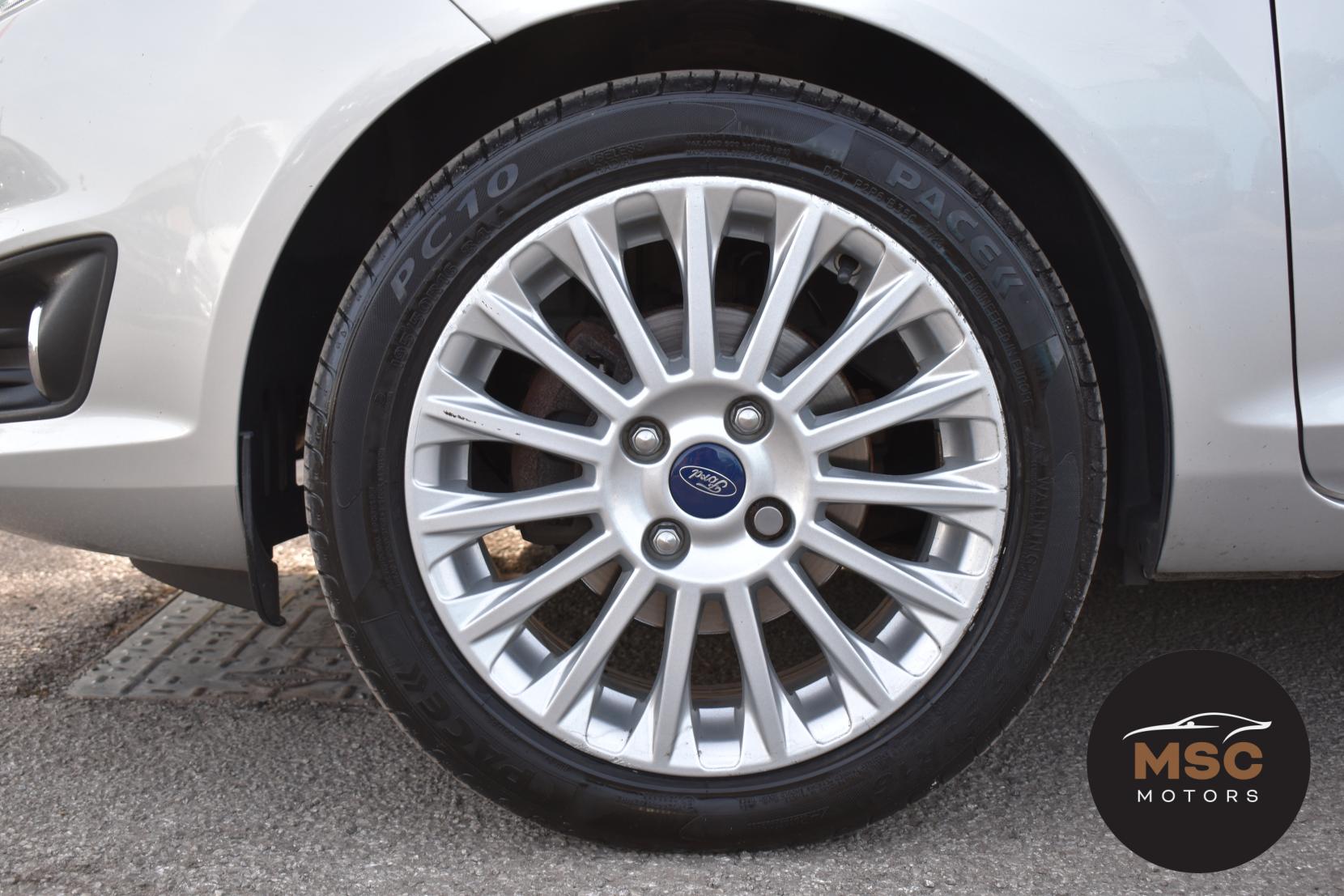 Ford Fiesta 1.0T EcoBoost Titanium Hatchback 3dr Petrol Manual Euro 5 (s/s) (100 ps)