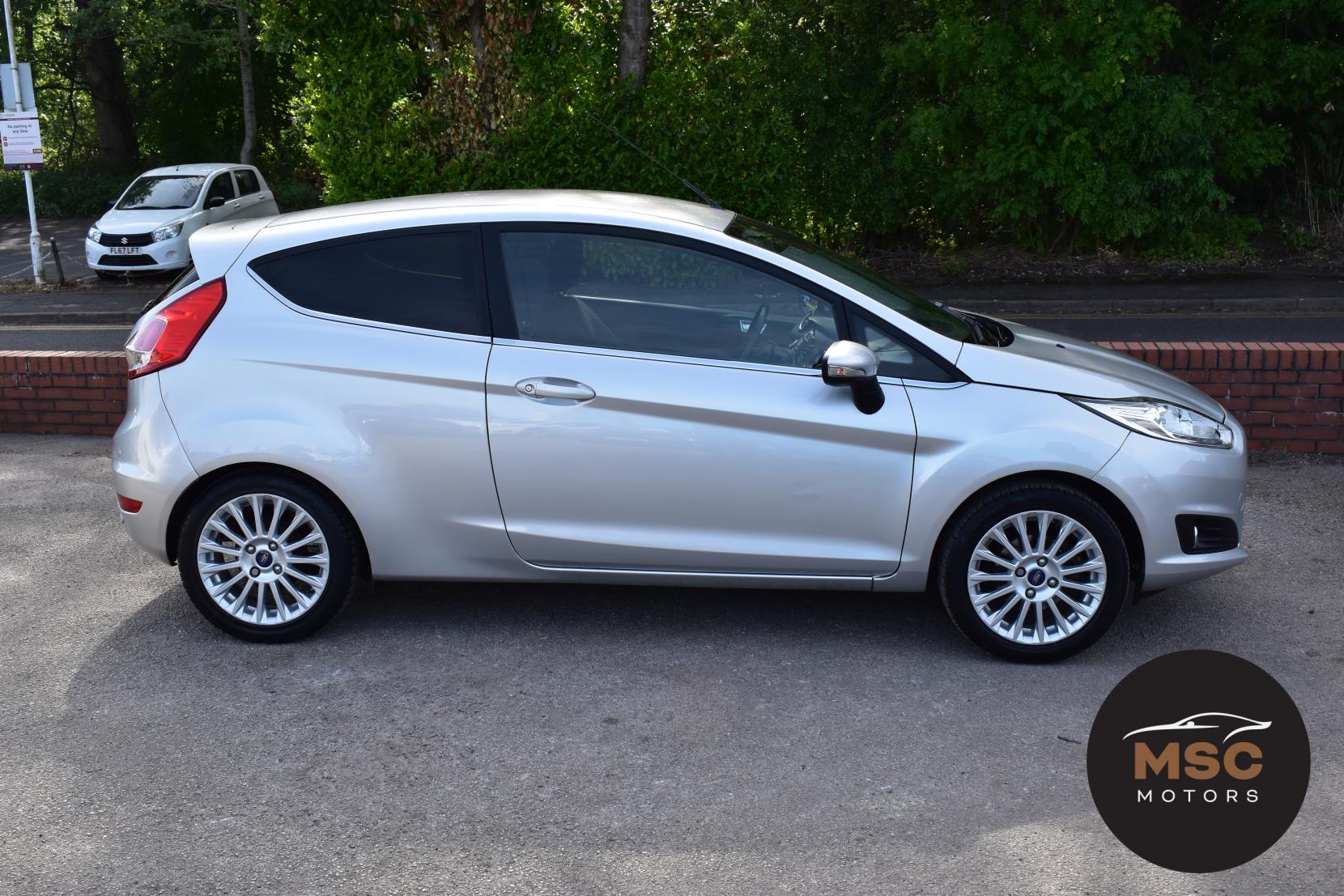 Ford Fiesta 1.0T EcoBoost Titanium Hatchback 3dr Petrol Manual Euro 5 (s/s) (100 ps)