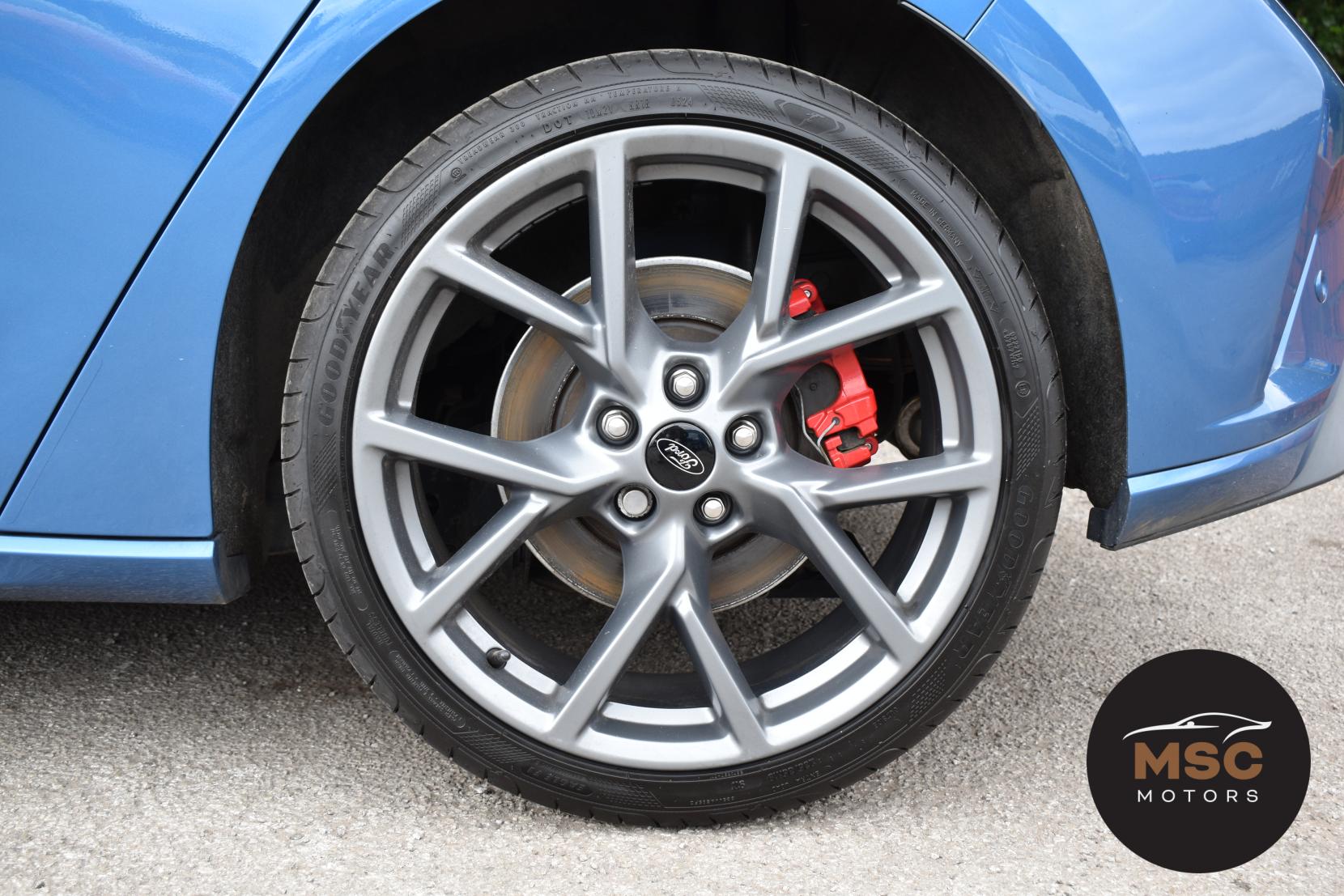 Ford Focus 2.3T EcoBoost ST Hatchback 5dr Petrol Manual Euro 6 (s/s) (280 ps)