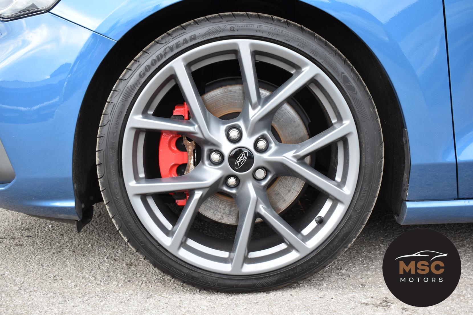 Ford Focus 2.3T EcoBoost ST Hatchback 5dr Petrol Manual Euro 6 (s/s) (280 ps)