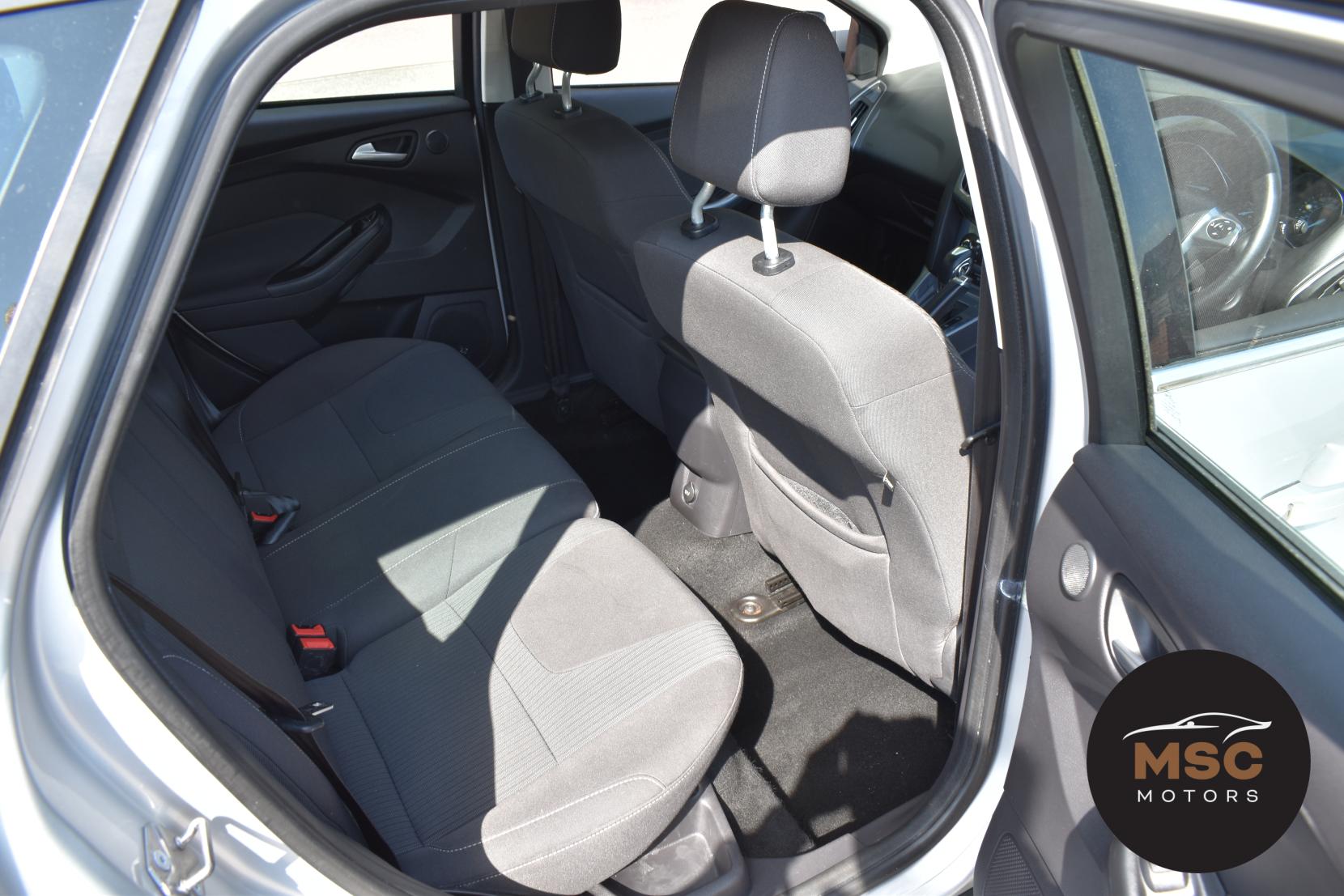 Ford Focus 2.0 TDCi Titanium Estate 5dr Diesel Powershift Euro 5 (140 ps)
