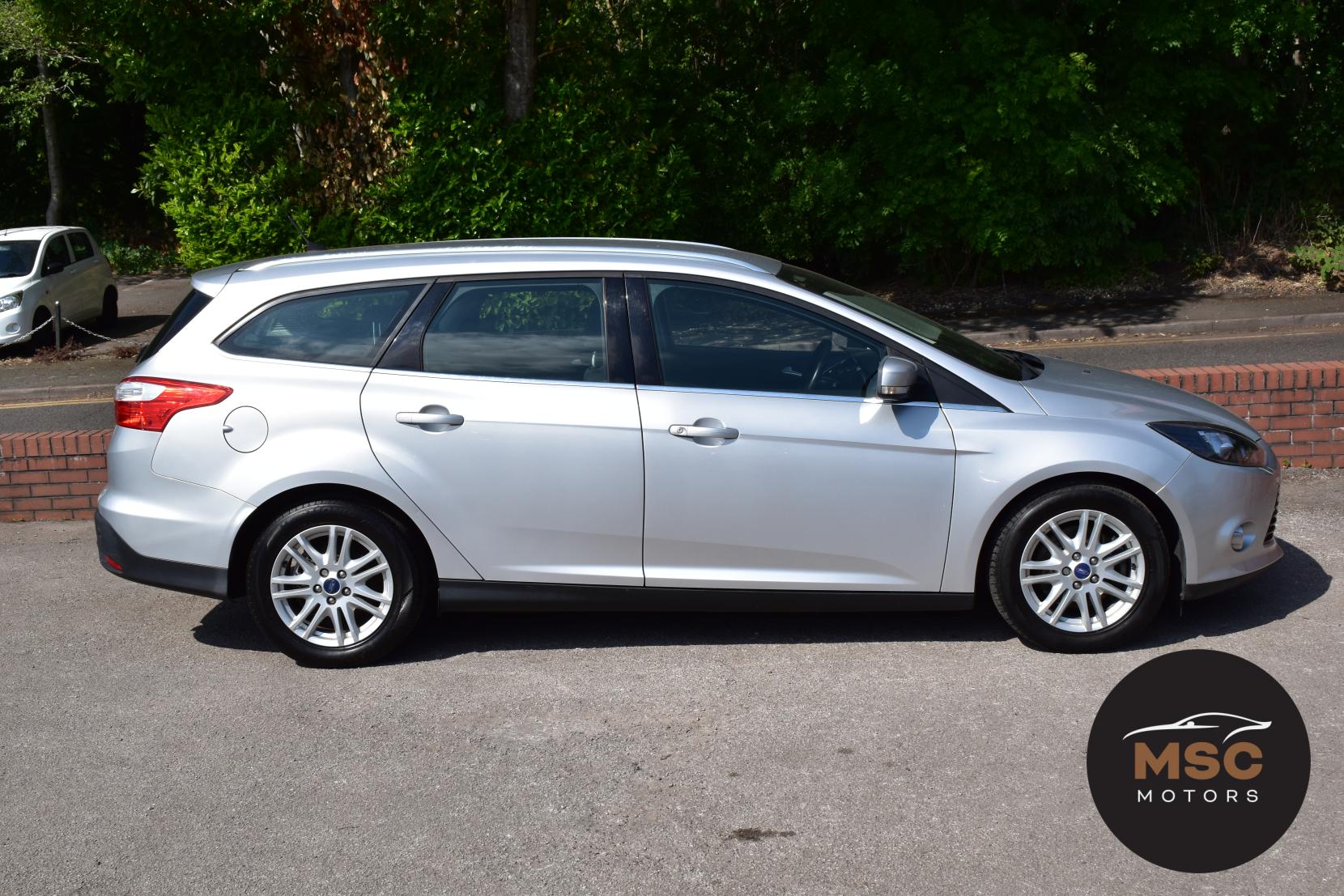 Ford Focus 2.0 TDCi Titanium Estate 5dr Diesel Powershift Euro 5 (140 ps)