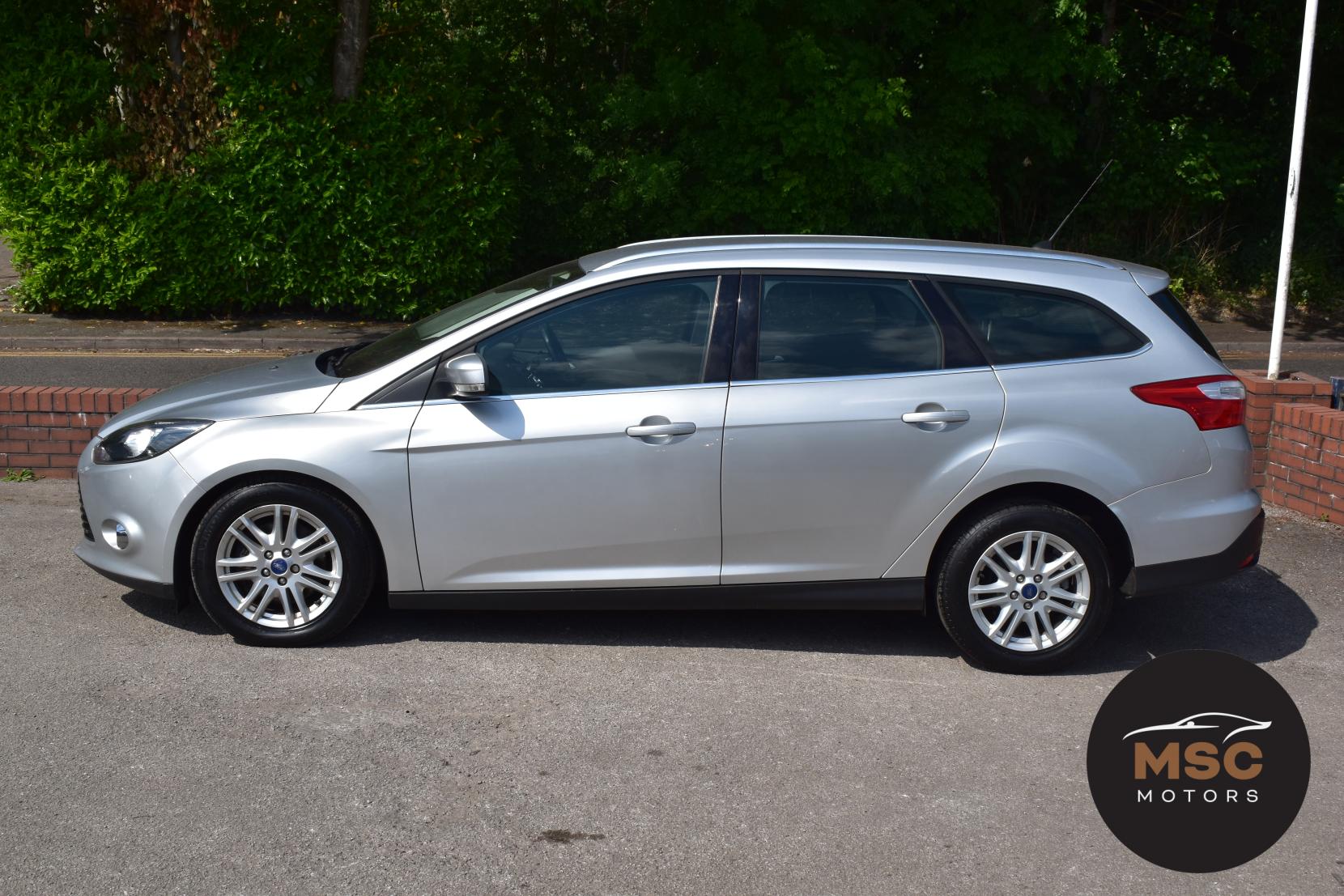 Ford Focus 2.0 TDCi Titanium Estate 5dr Diesel Powershift Euro 5 (140 ps)